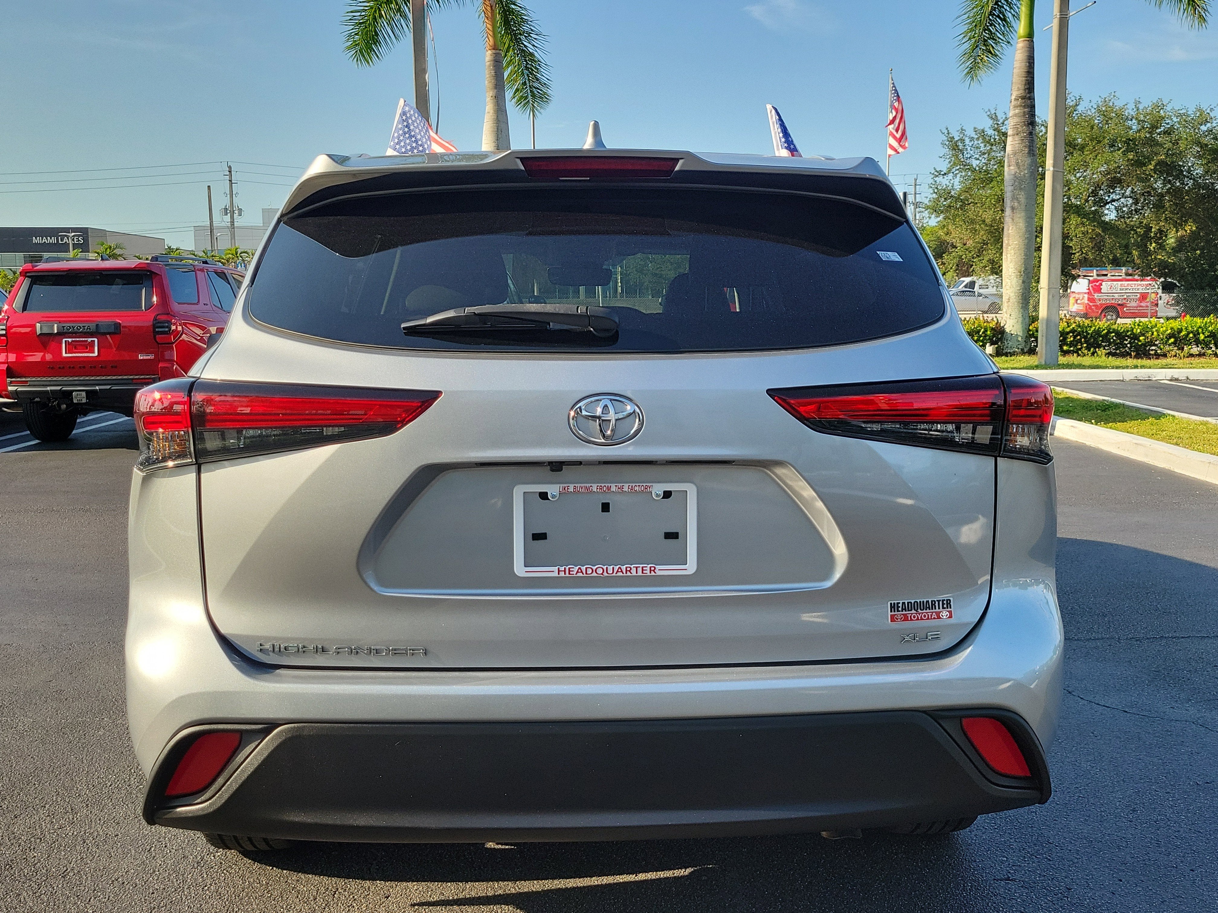 2023 Toyota Highlander Base