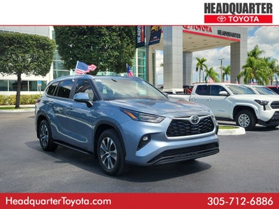 2024 Toyota Highlander LE
