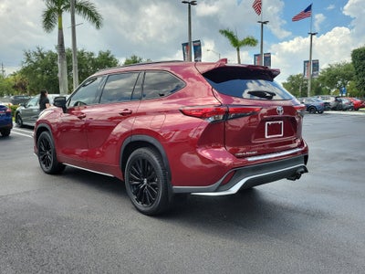 2023 Toyota Highlander XSE