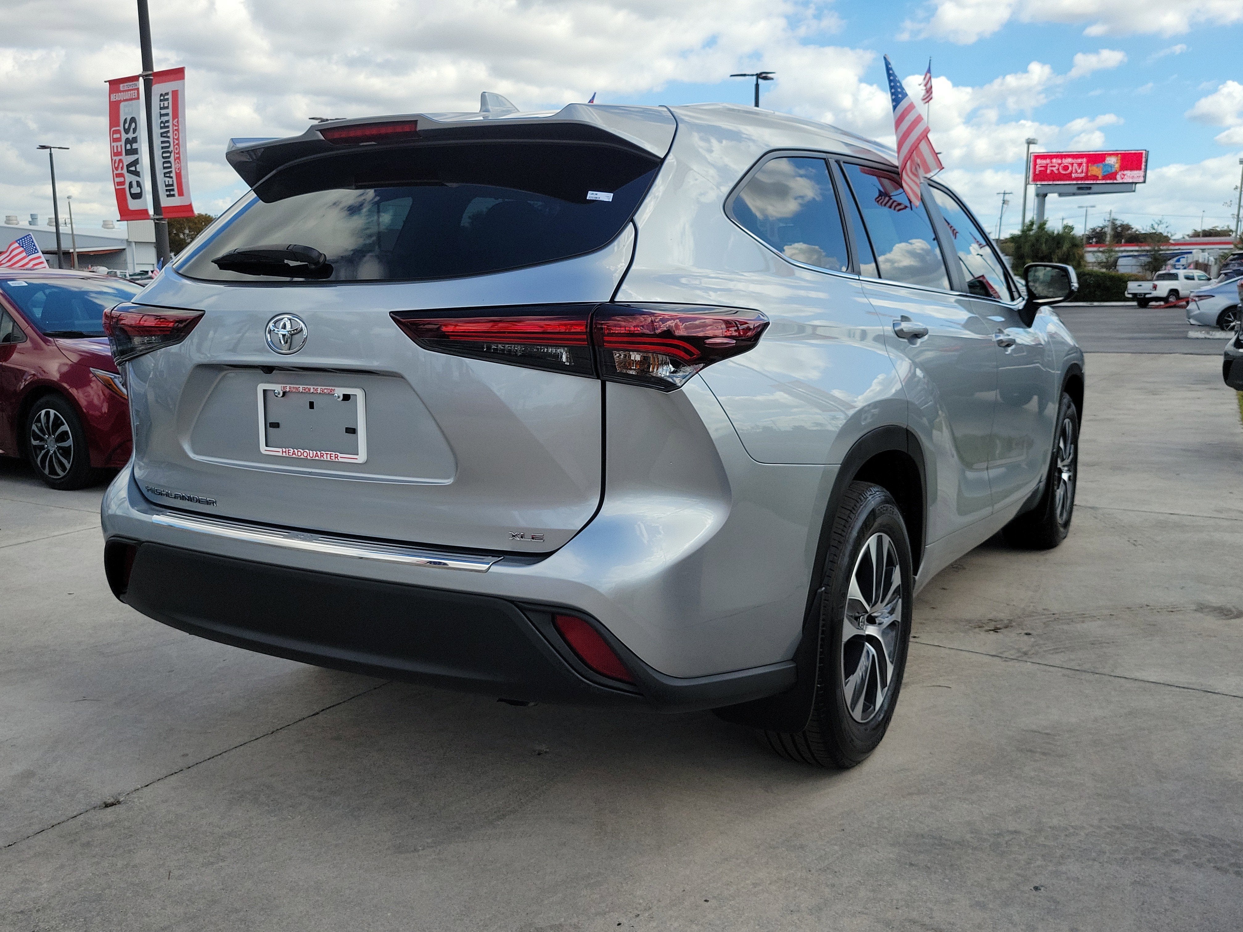 2024 Toyota Highlander LE