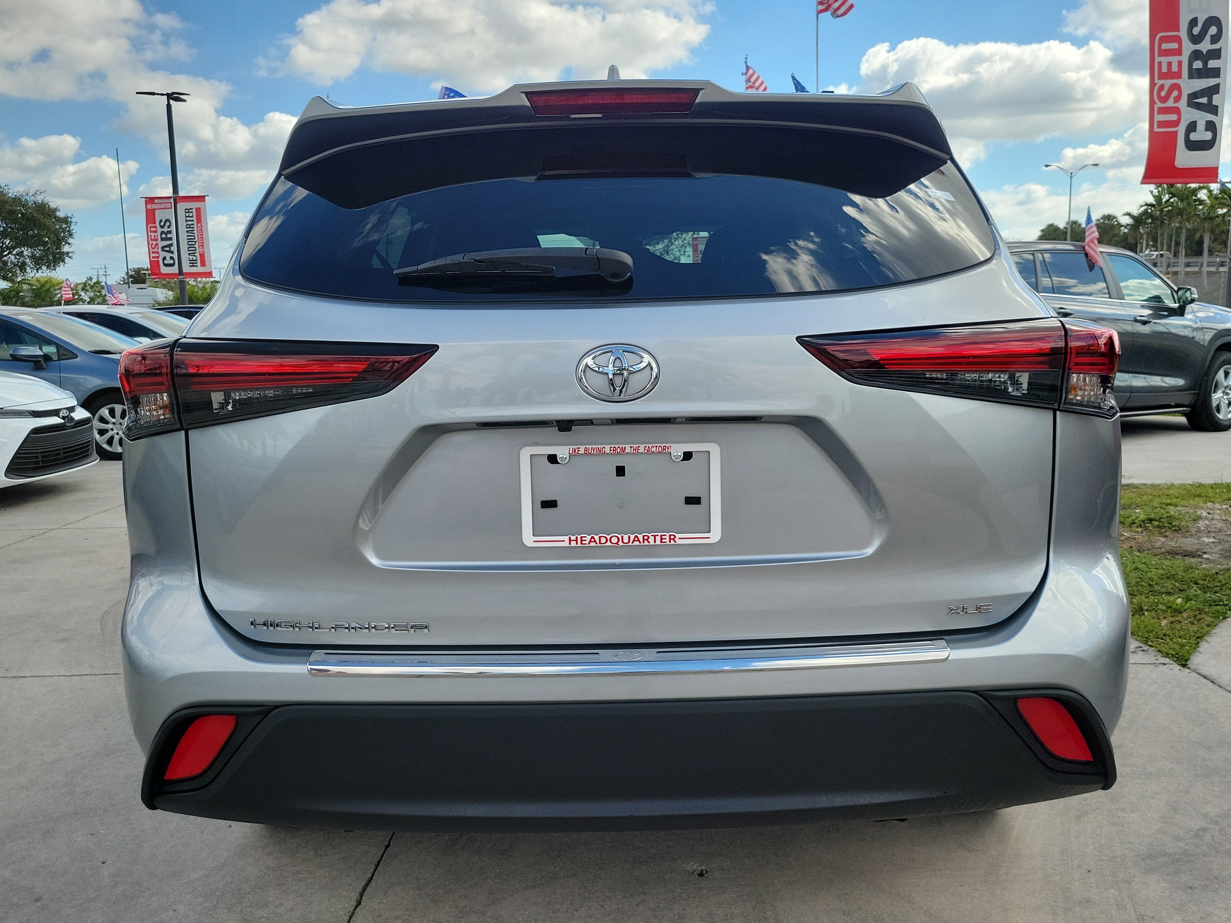 2024 Toyota Highlander LE