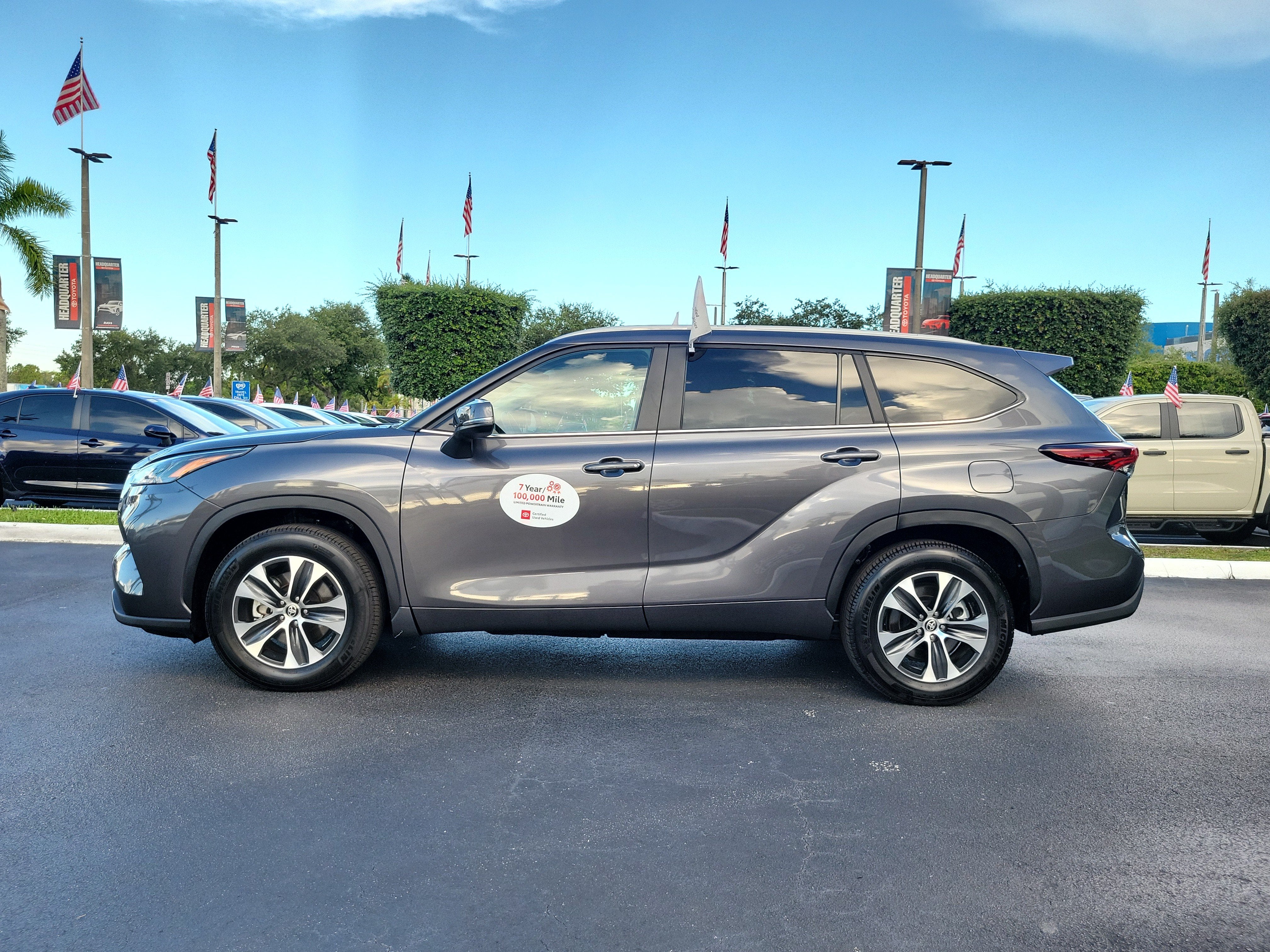 2025 Toyota Highlander XLE
