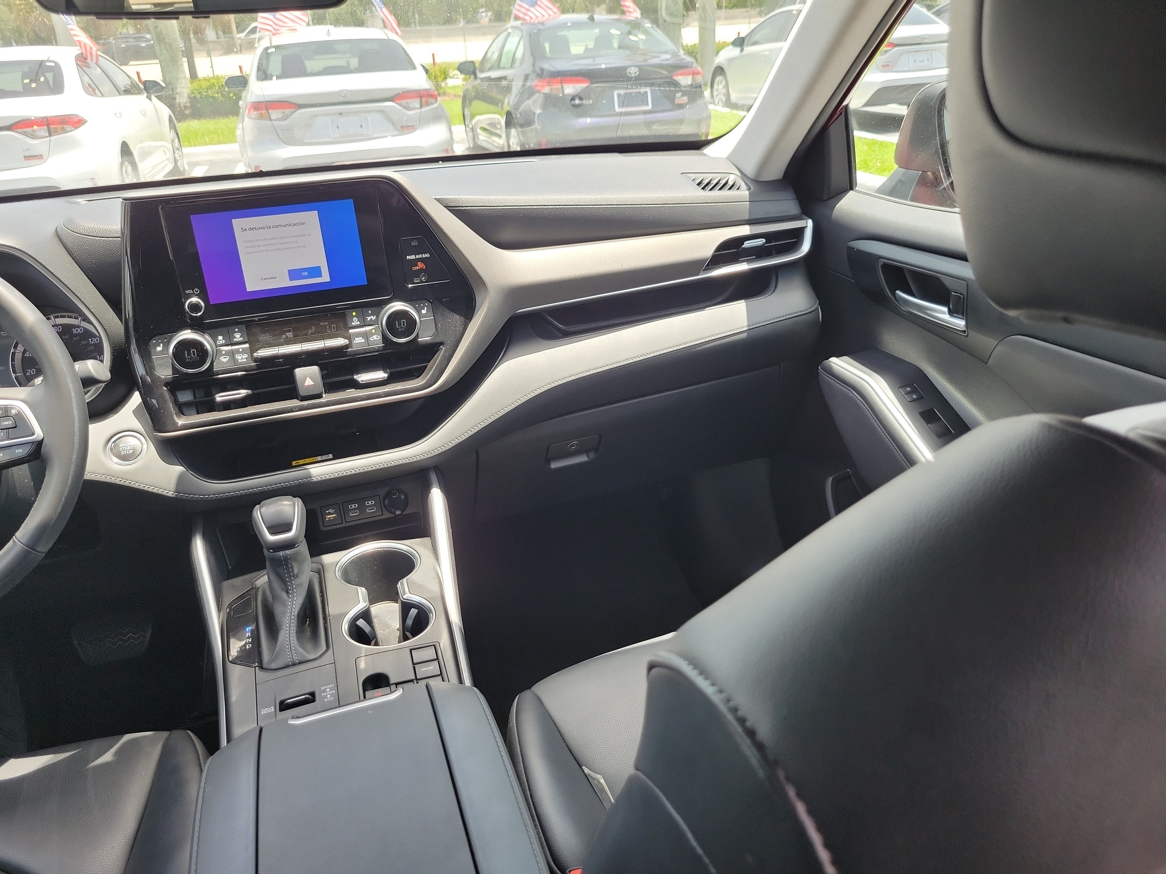 2023 Toyota Highlander Base