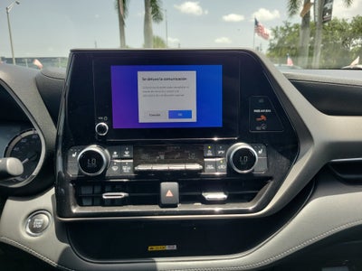 2023 Toyota Highlander Base