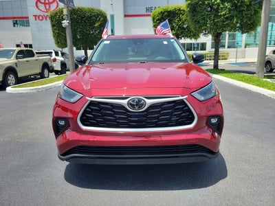 2023 Toyota Highlander Base