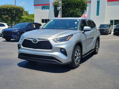 2023 Toyota Highlander XLE