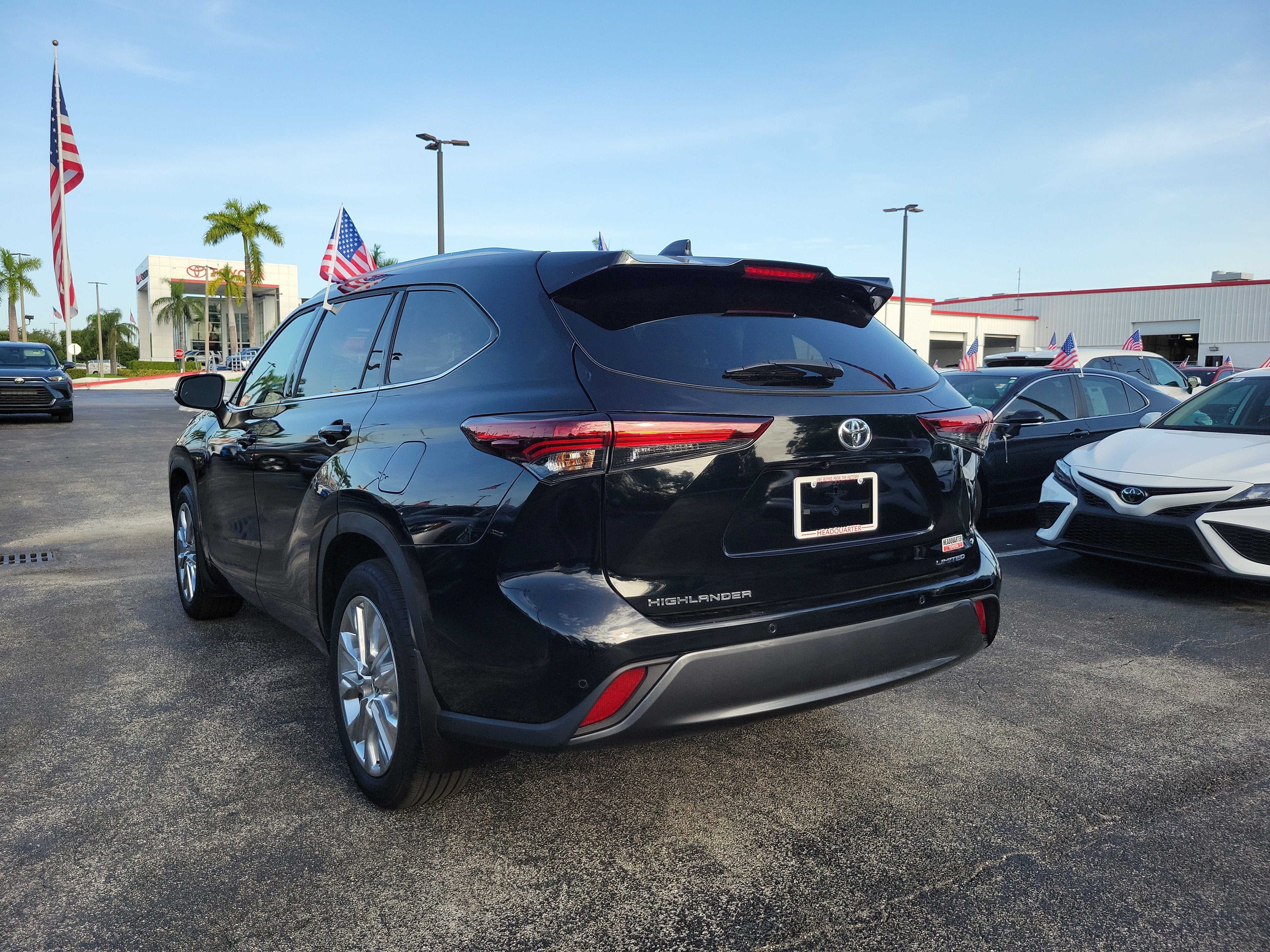2025 Toyota Highlander LE