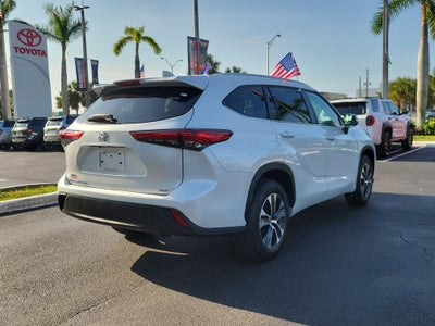 2023 Toyota Highlander LE