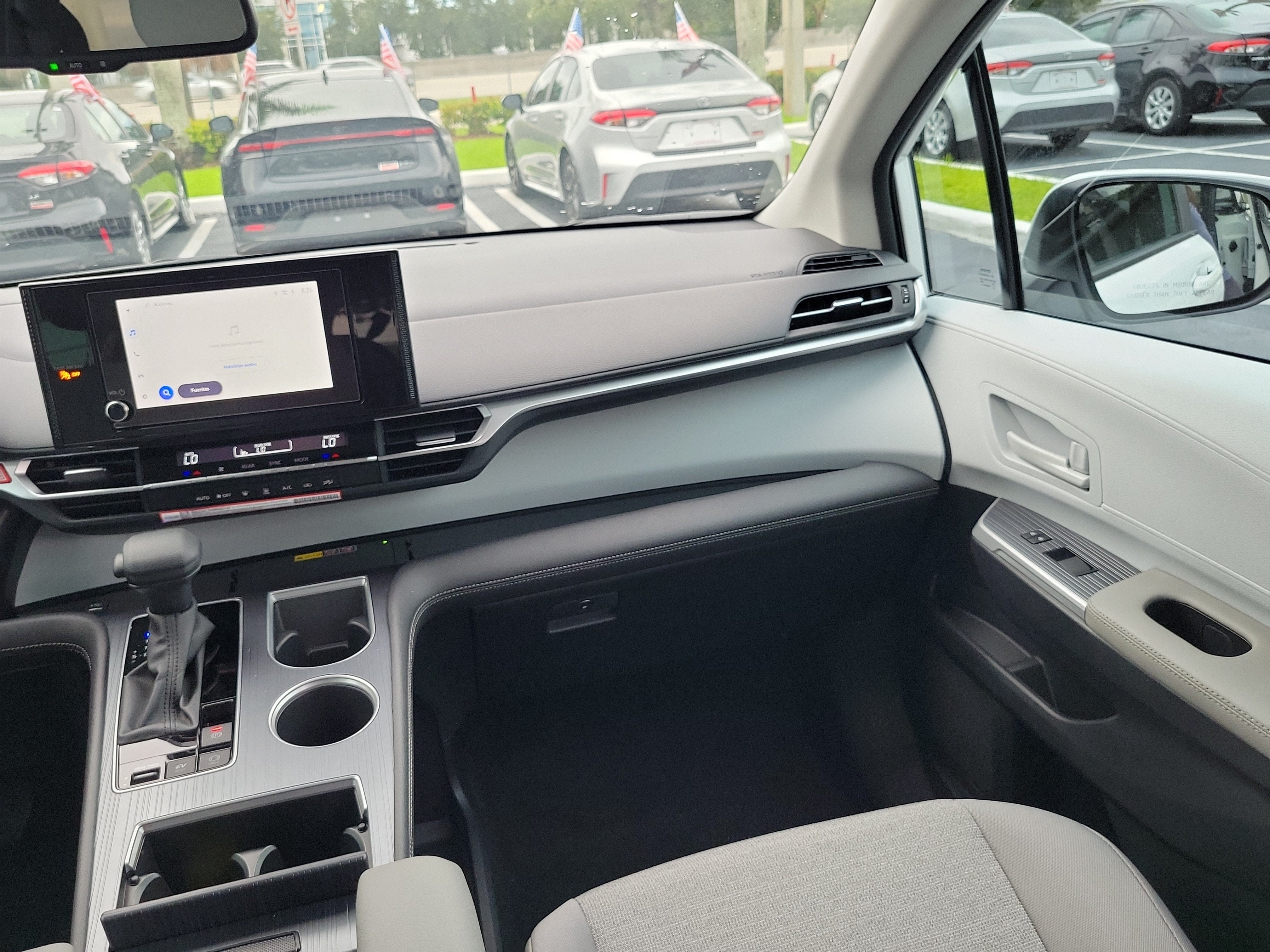 2026 Toyota Sienna LE