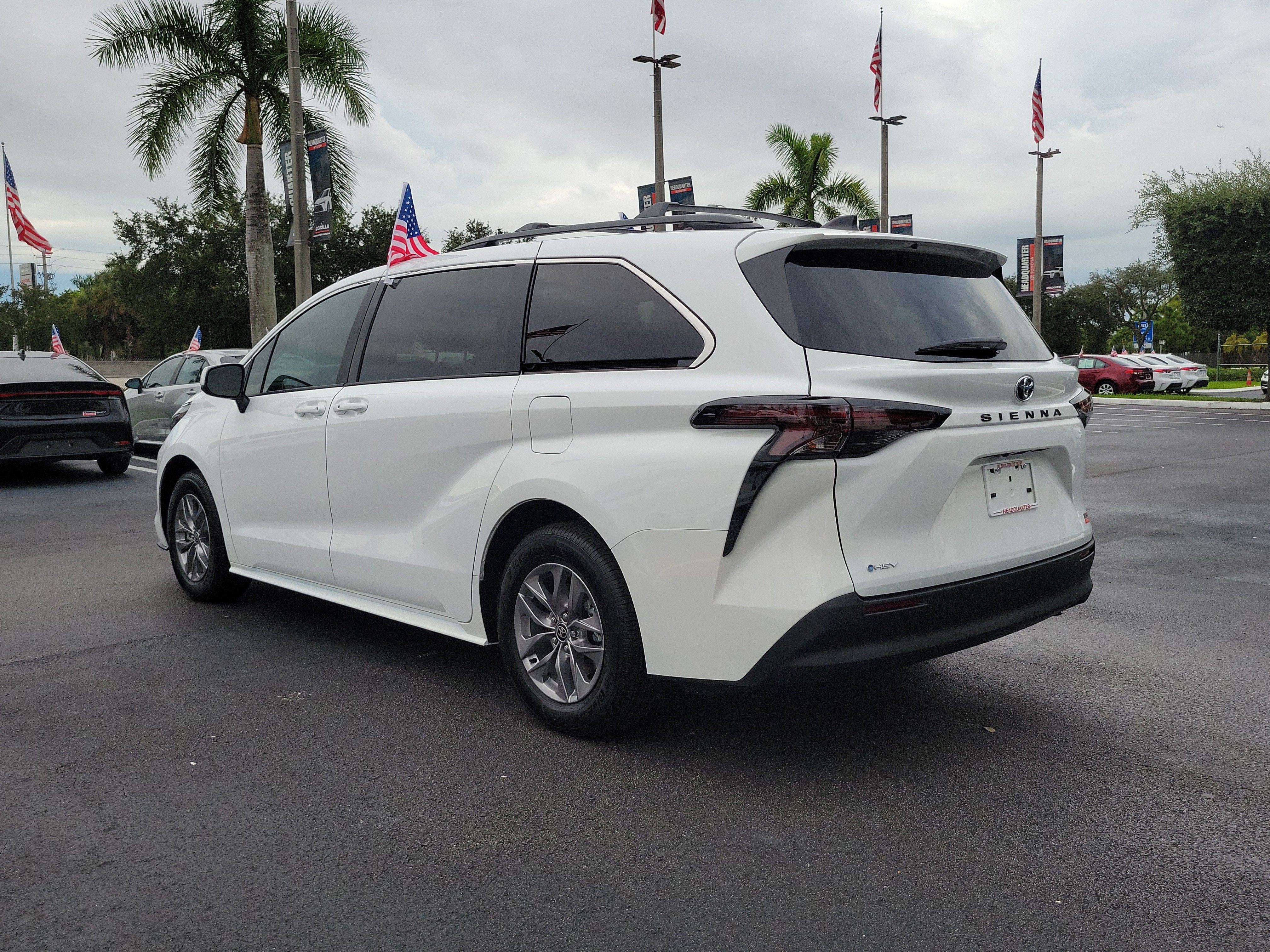 2026 Toyota Sienna LE