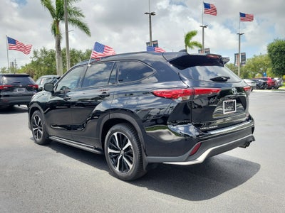 2022 Toyota Highlander XSE