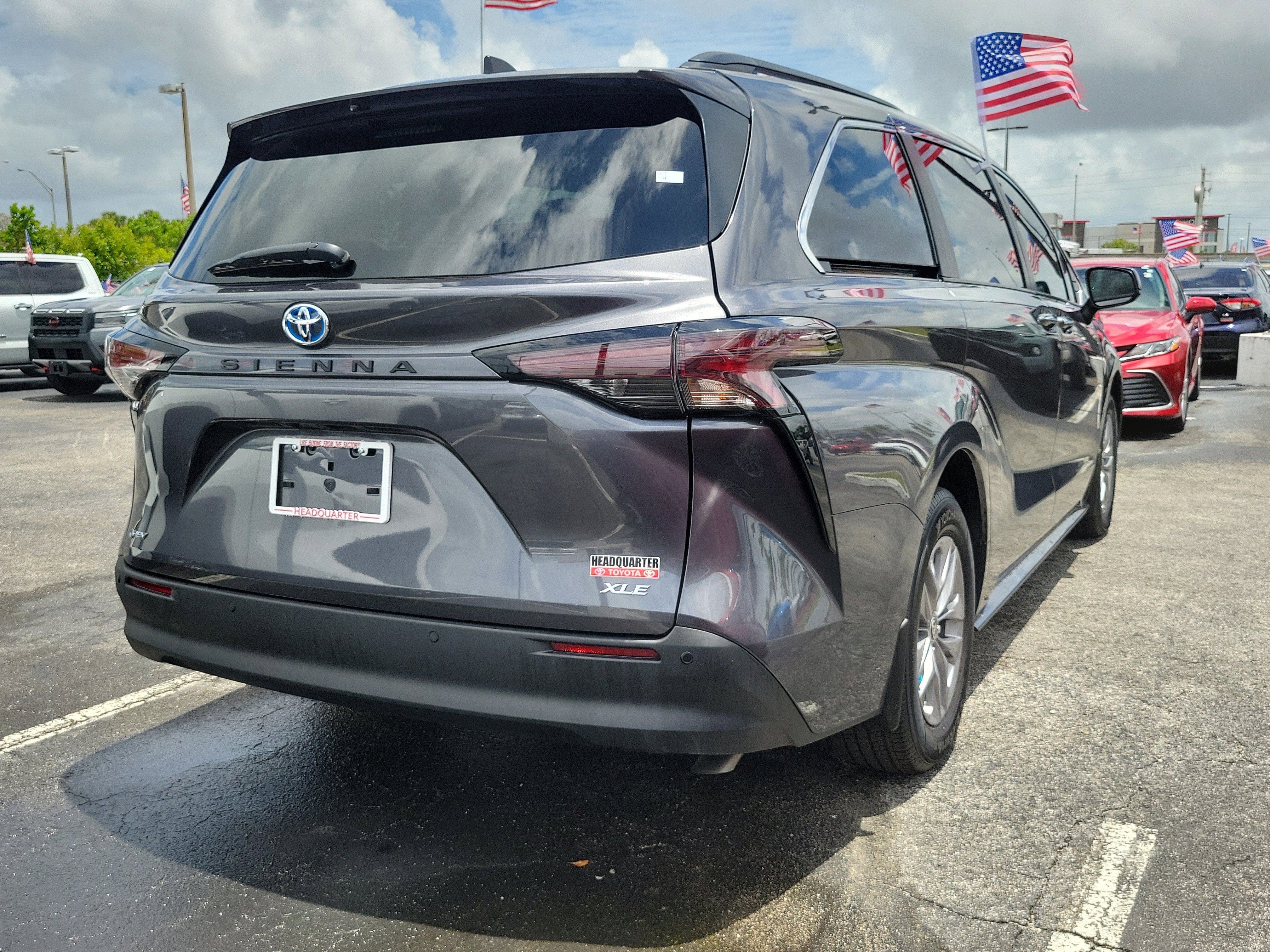 2025 Toyota Sienna XLE