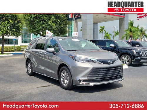 2026 Toyota Sienna XLE
