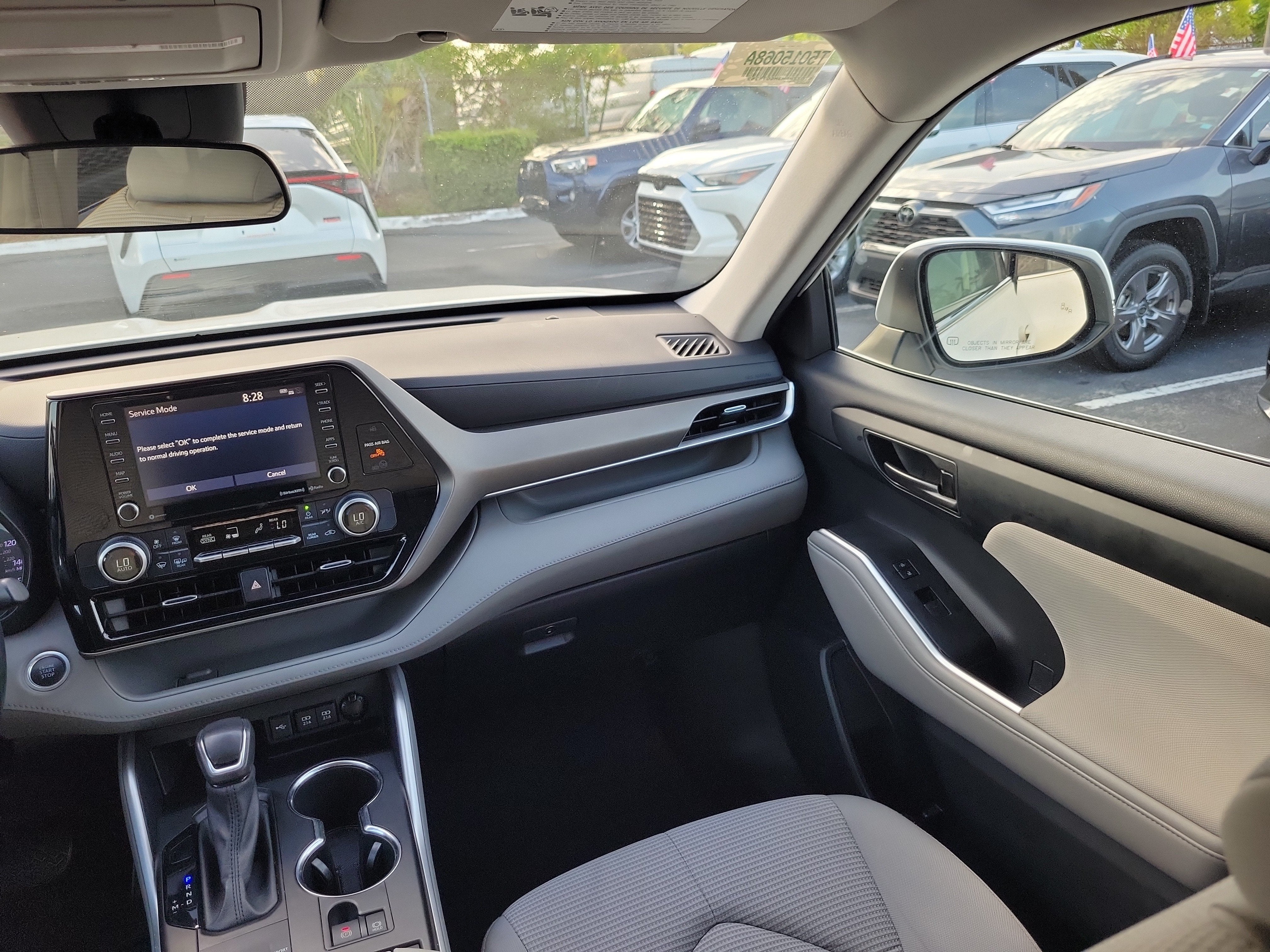 2021 Toyota Highlander LE