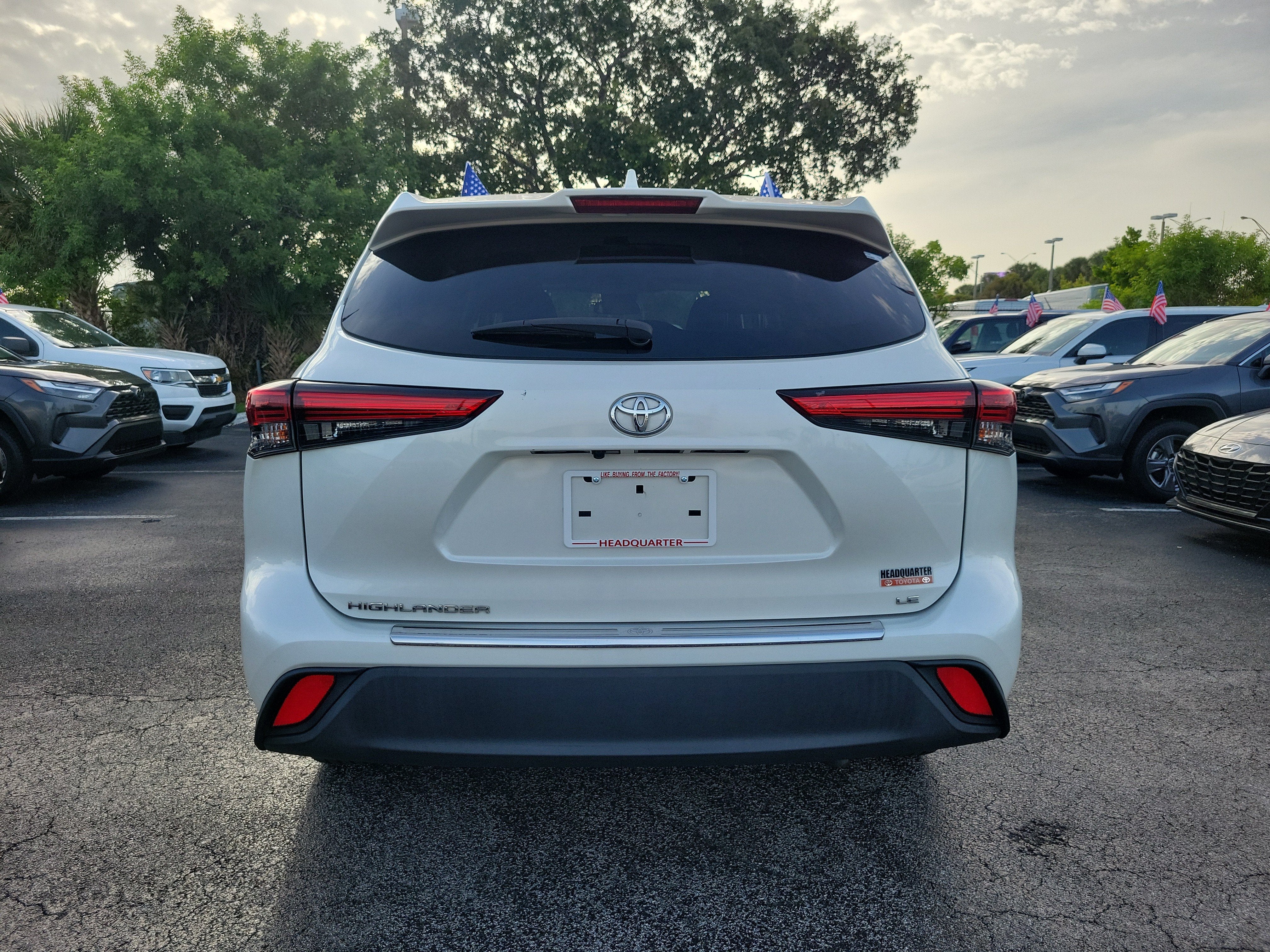 2021 Toyota Highlander LE