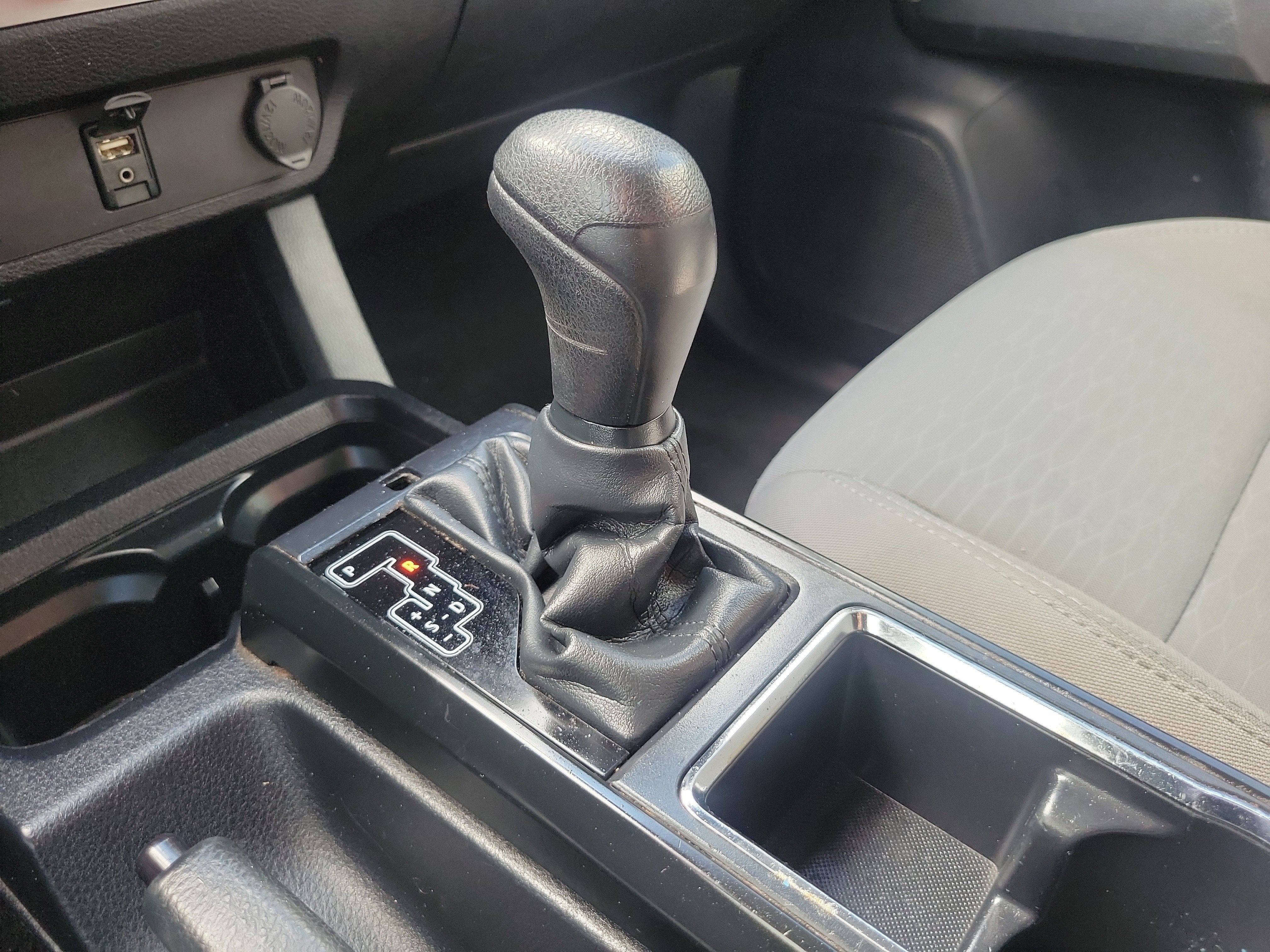 2018 Toyota Tacoma SR