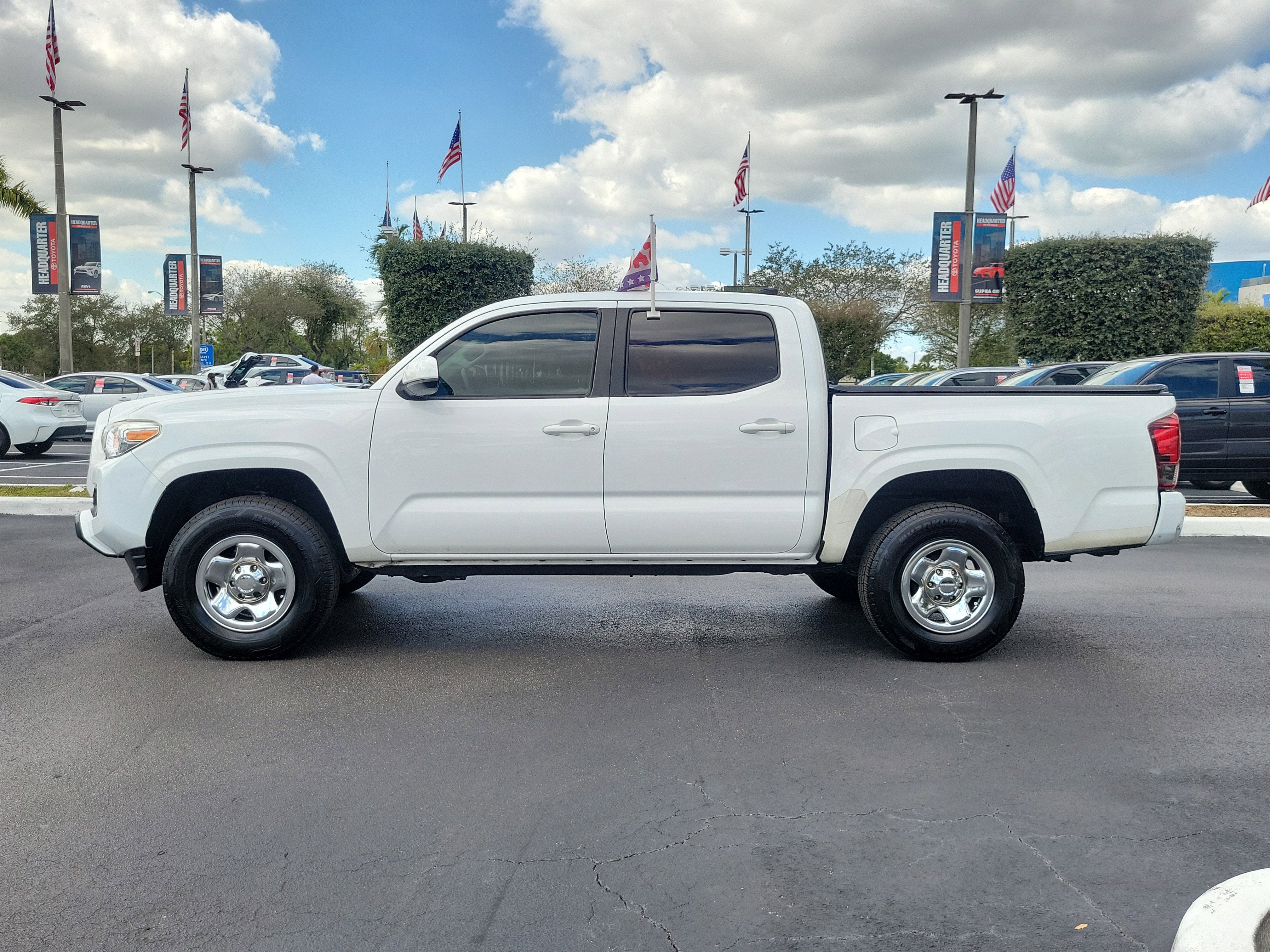 2018 Toyota Tacoma SR