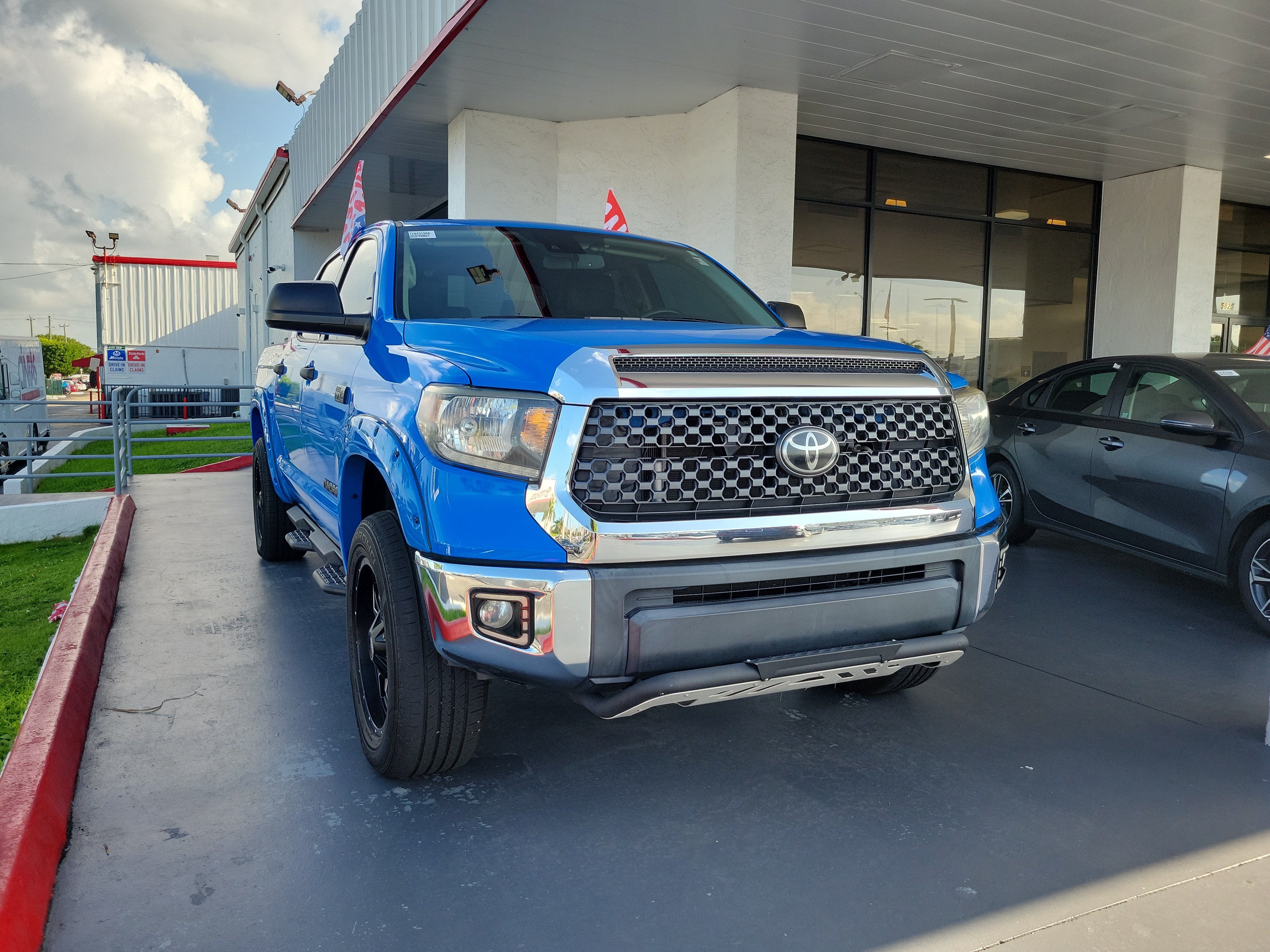 2020 Toyota Tundra 4WD SR5