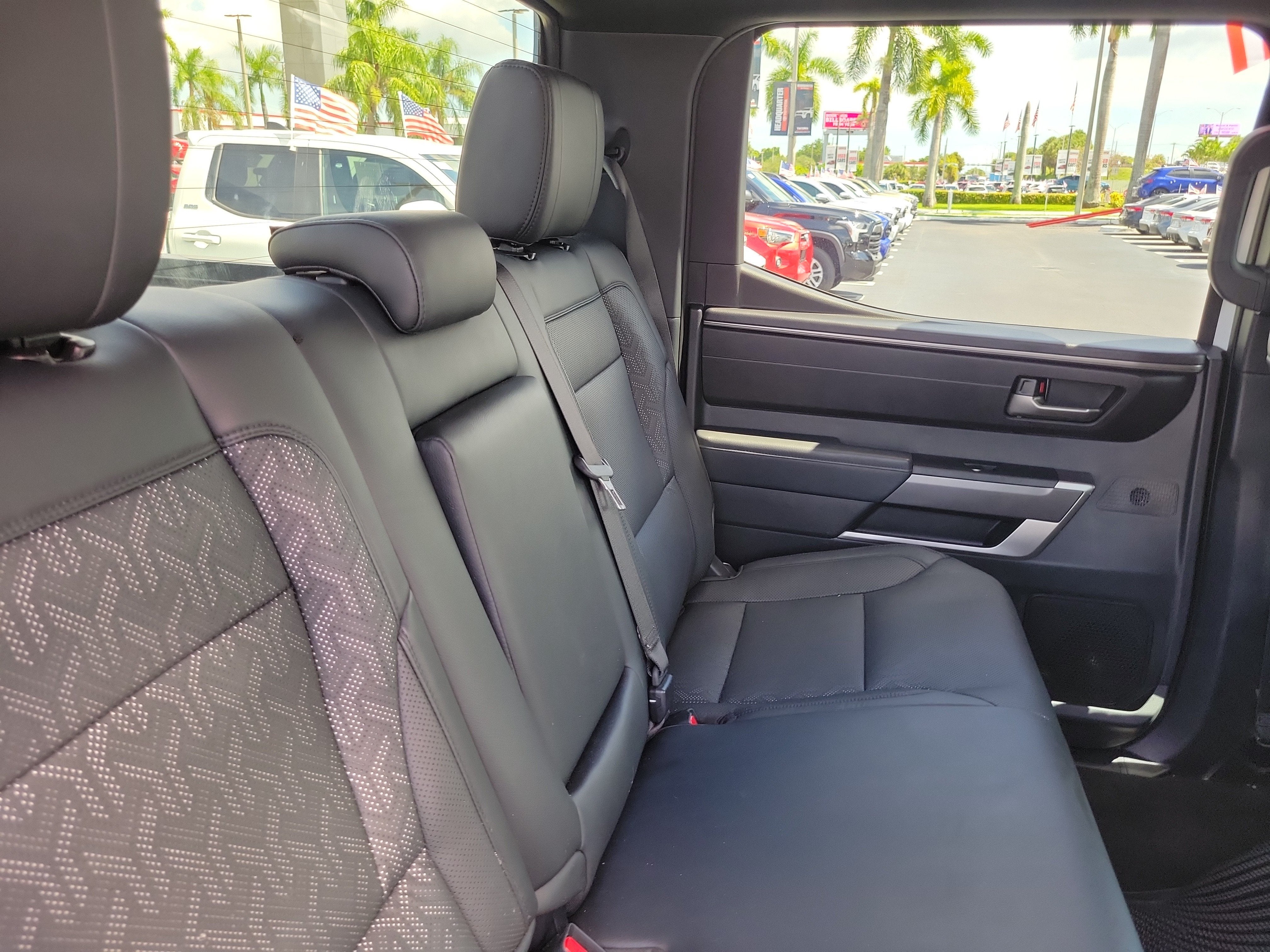 2025 Toyota Tundra 4WD SR5