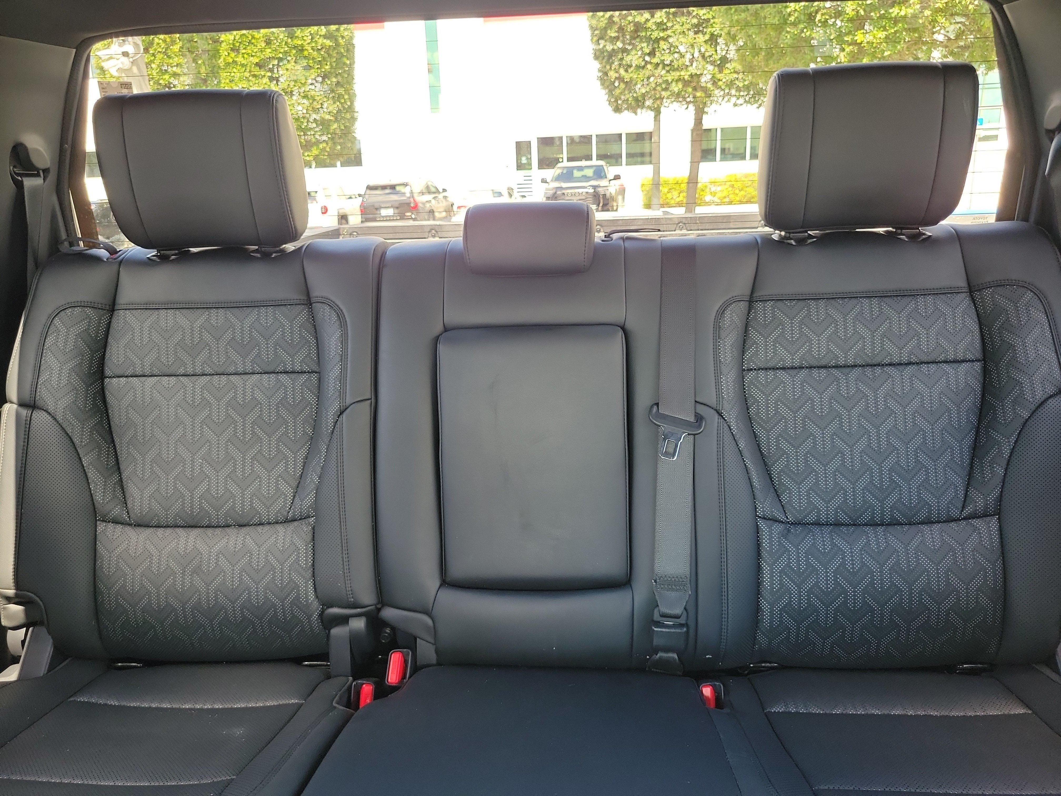 2025 Toyota Tundra 4WD SR5