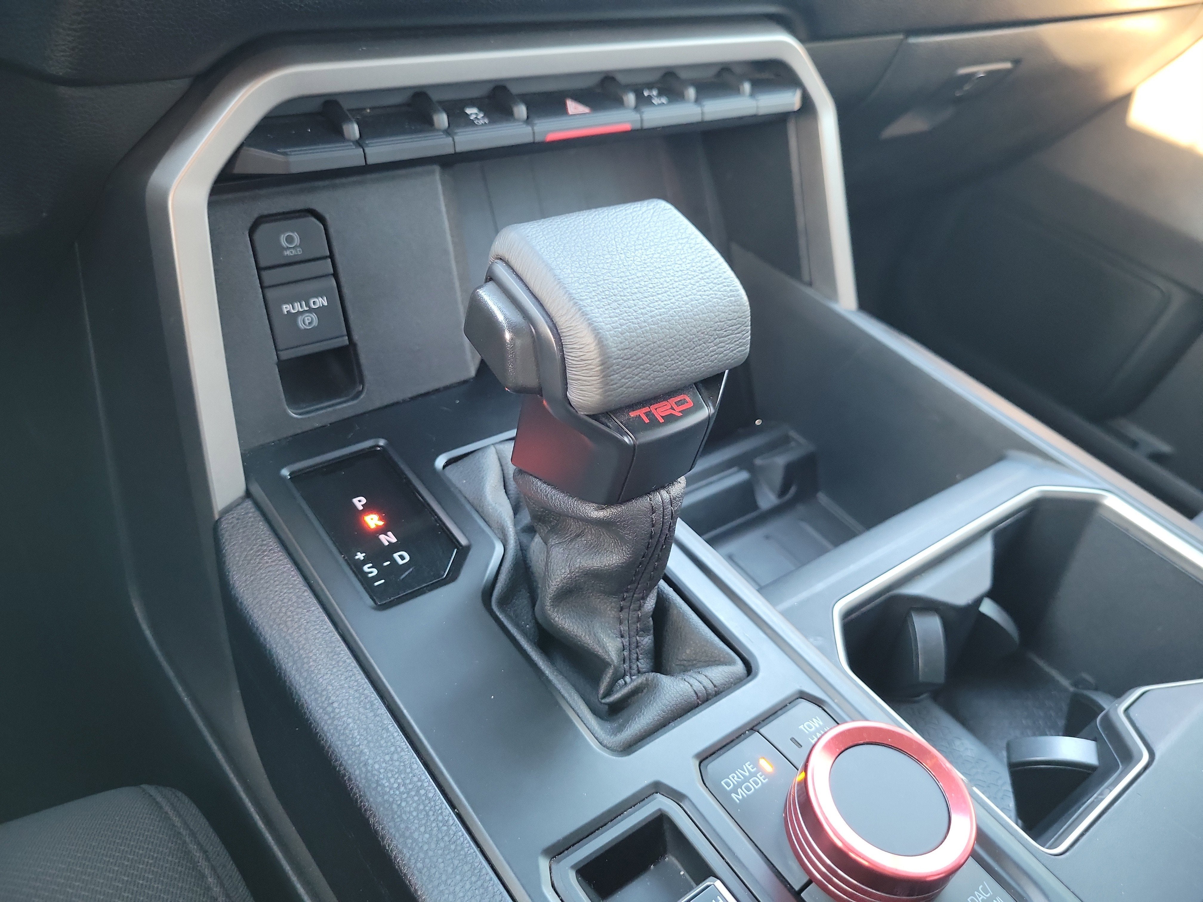 2024 Toyota Tundra 4WD SR5