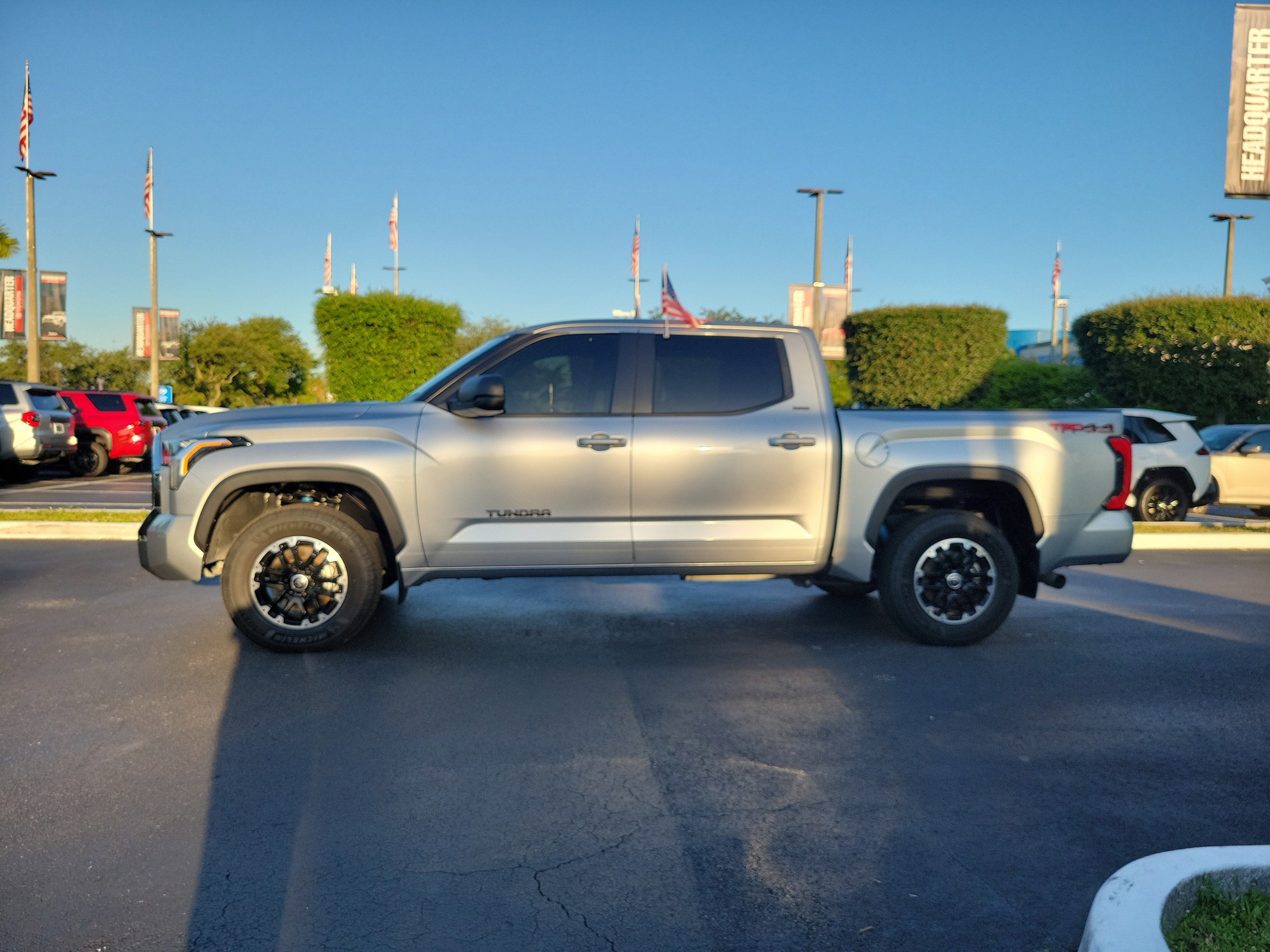 2024 Toyota Tundra 4WD SR5