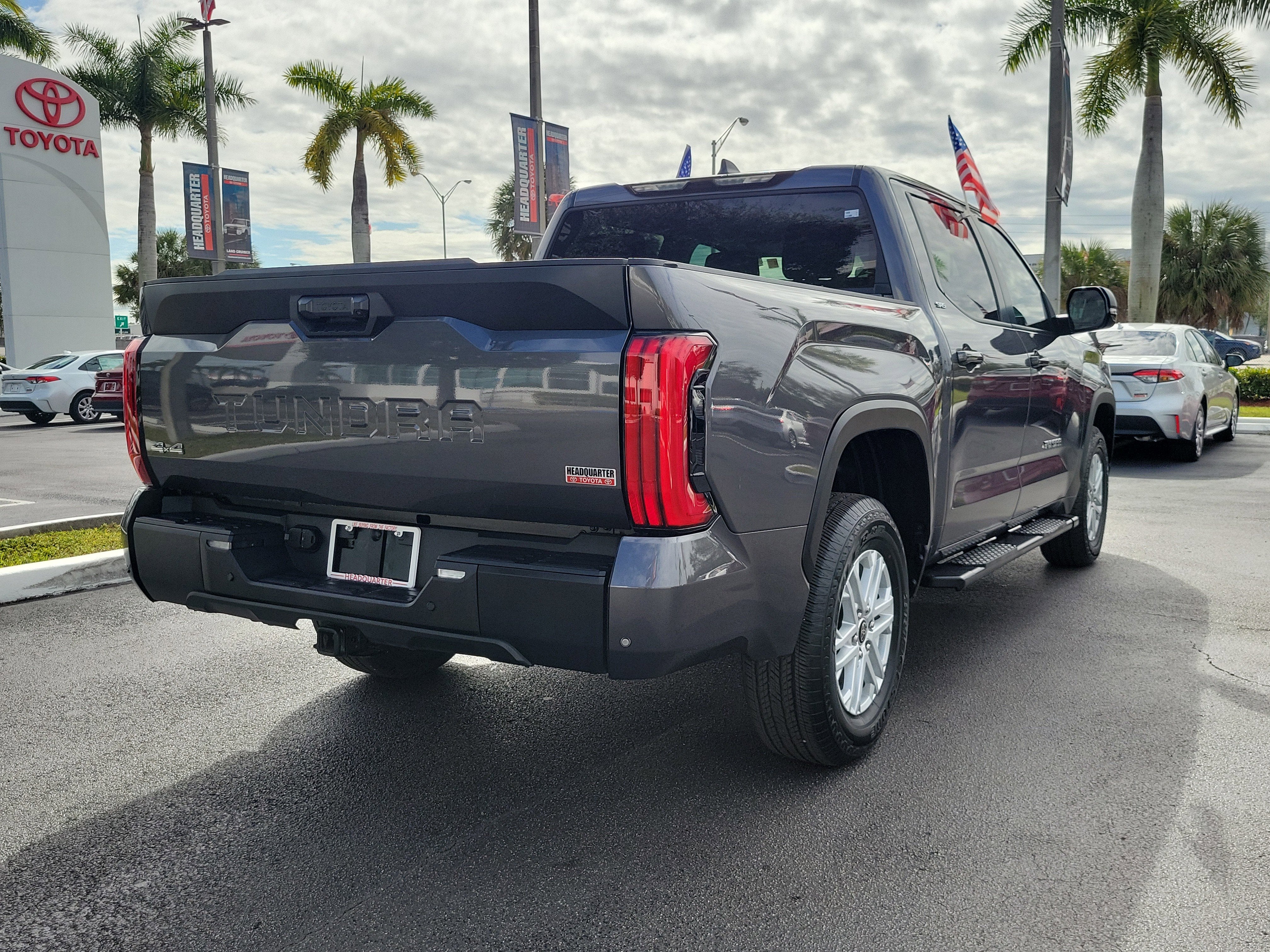 2024 Toyota Tundra 4WD SR5