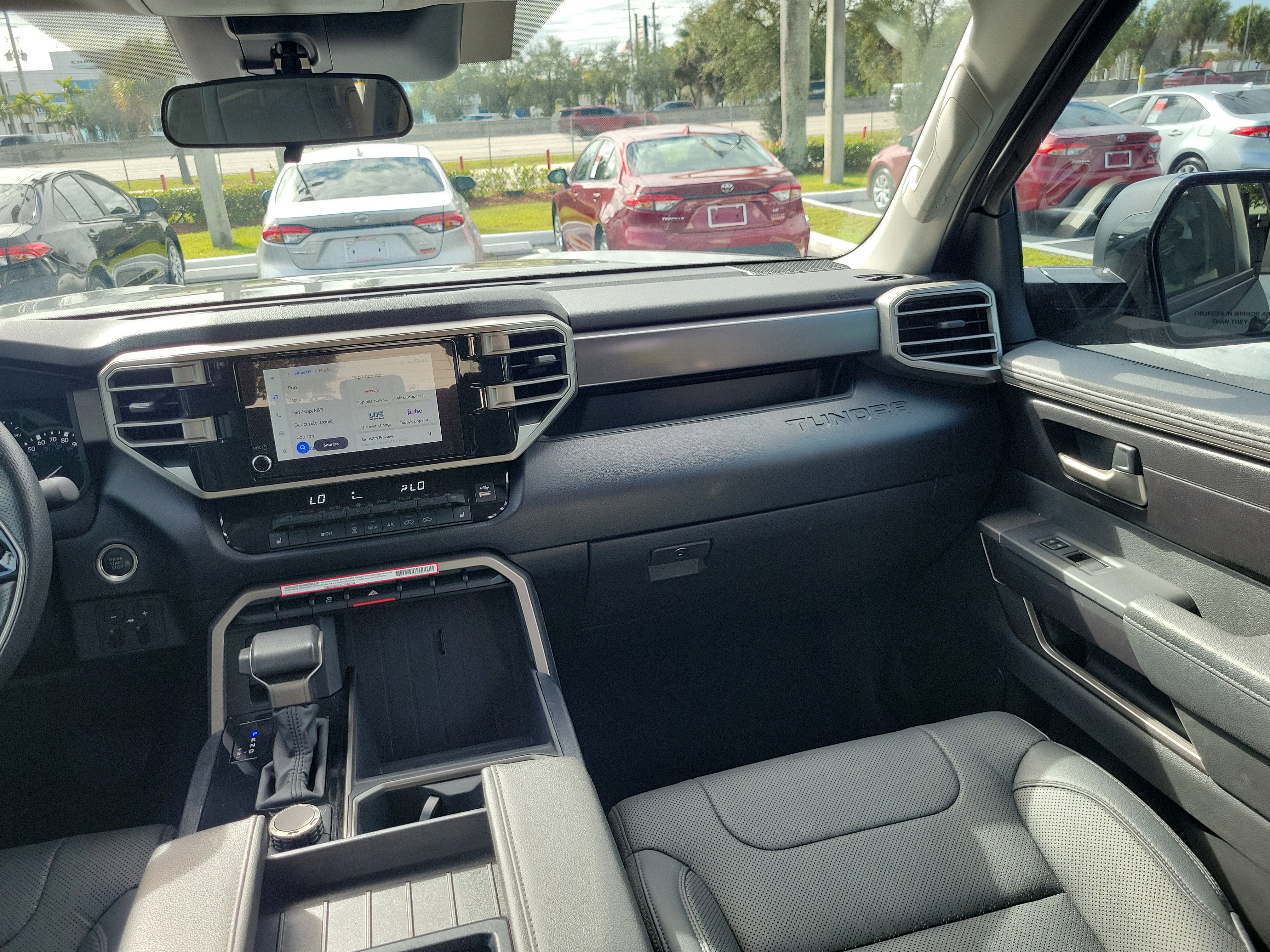 2024 Toyota Tundra 4WD SR5