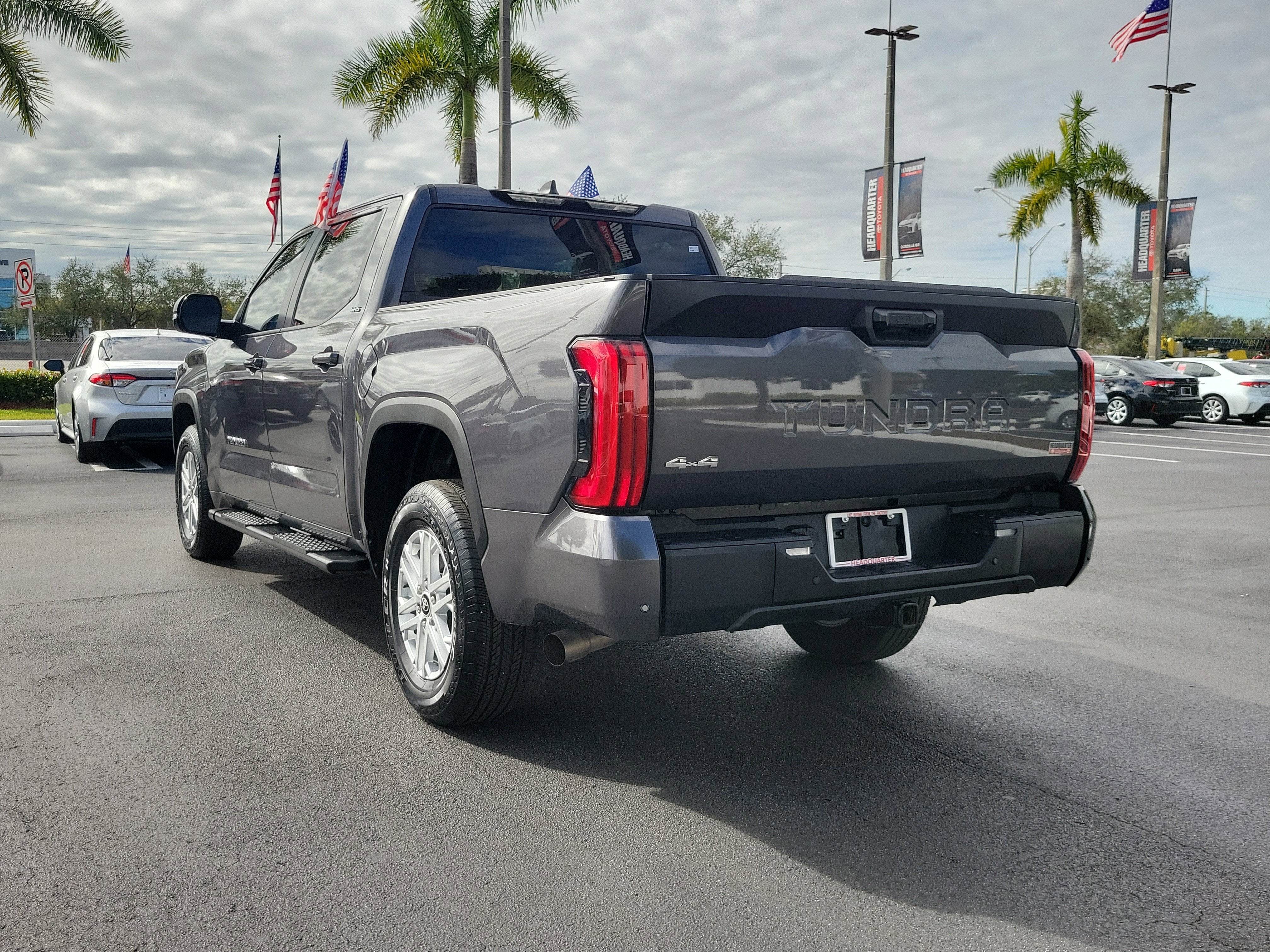 2024 Toyota Tundra 4WD SR5