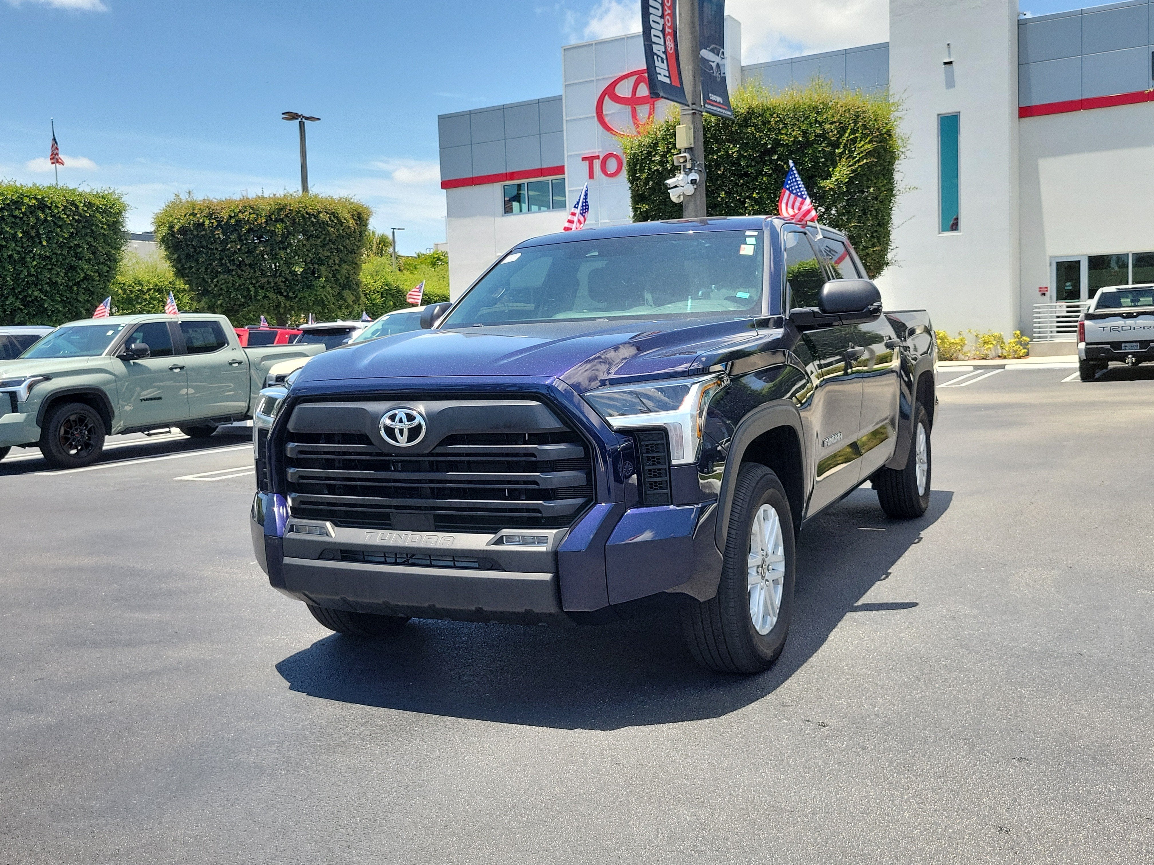2025 Toyota Tundra 4WD SR5