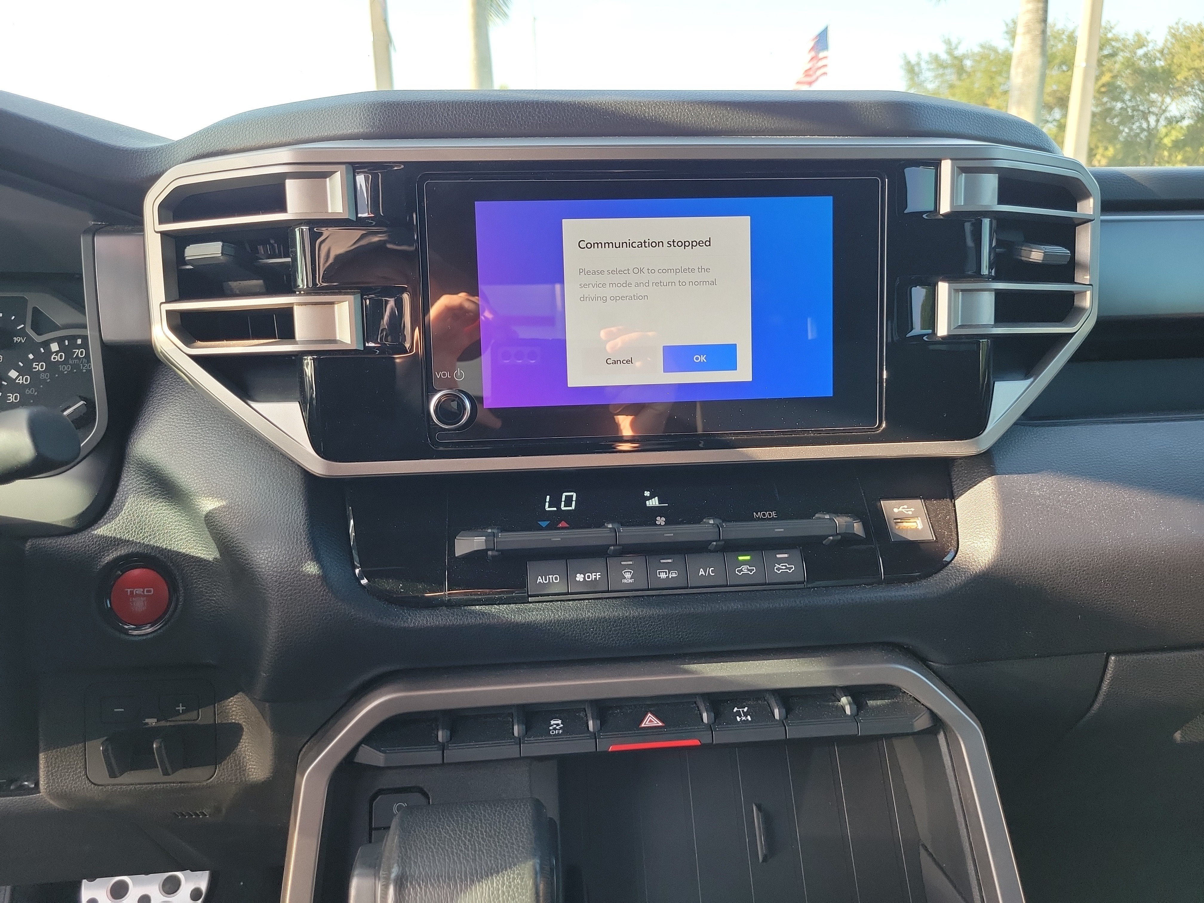 2025 Toyota Tundra 4WD SR5