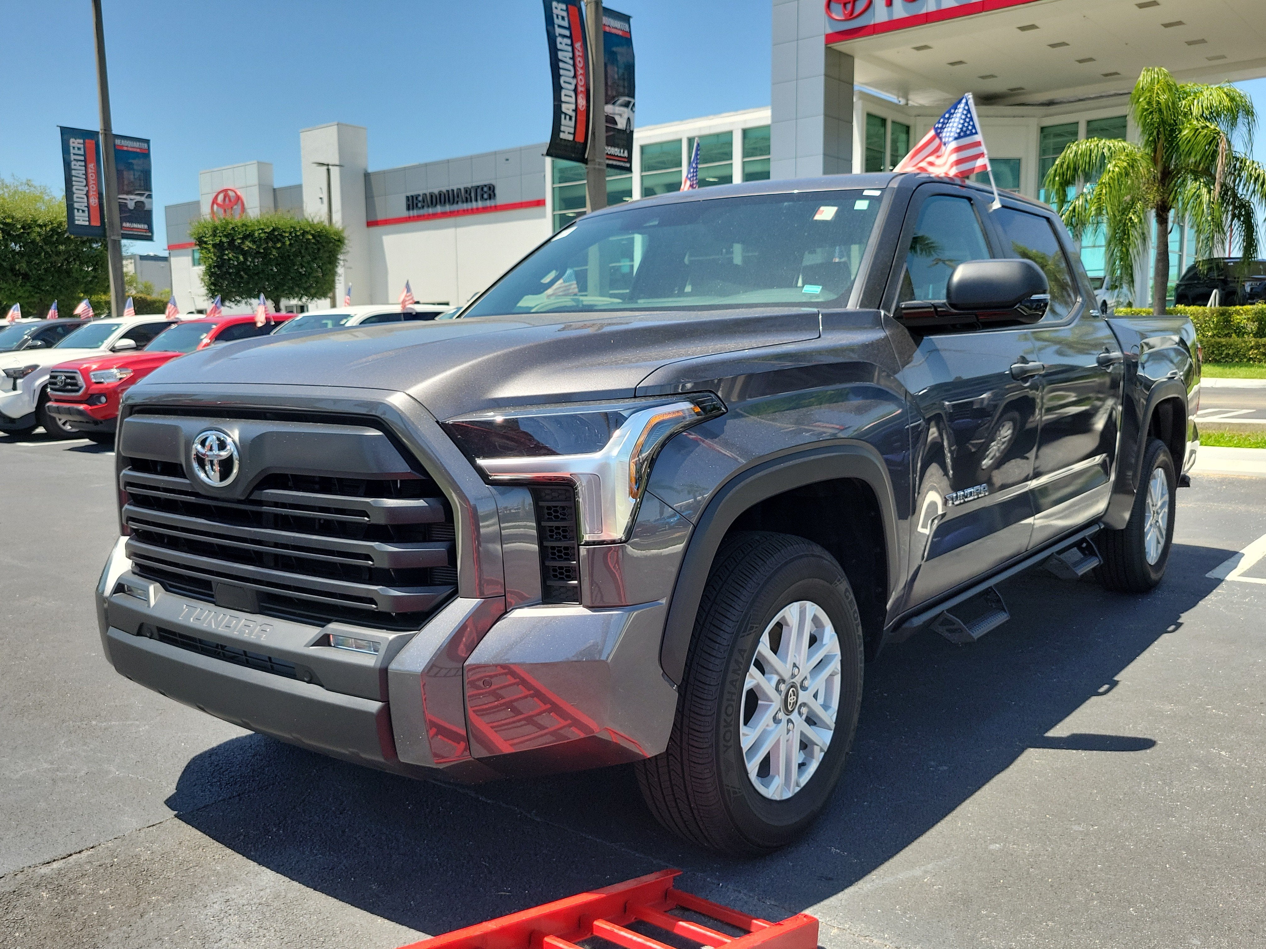 2025 Toyota Tundra 4WD SR5