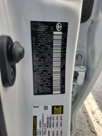 2024 Toyota Corolla LE