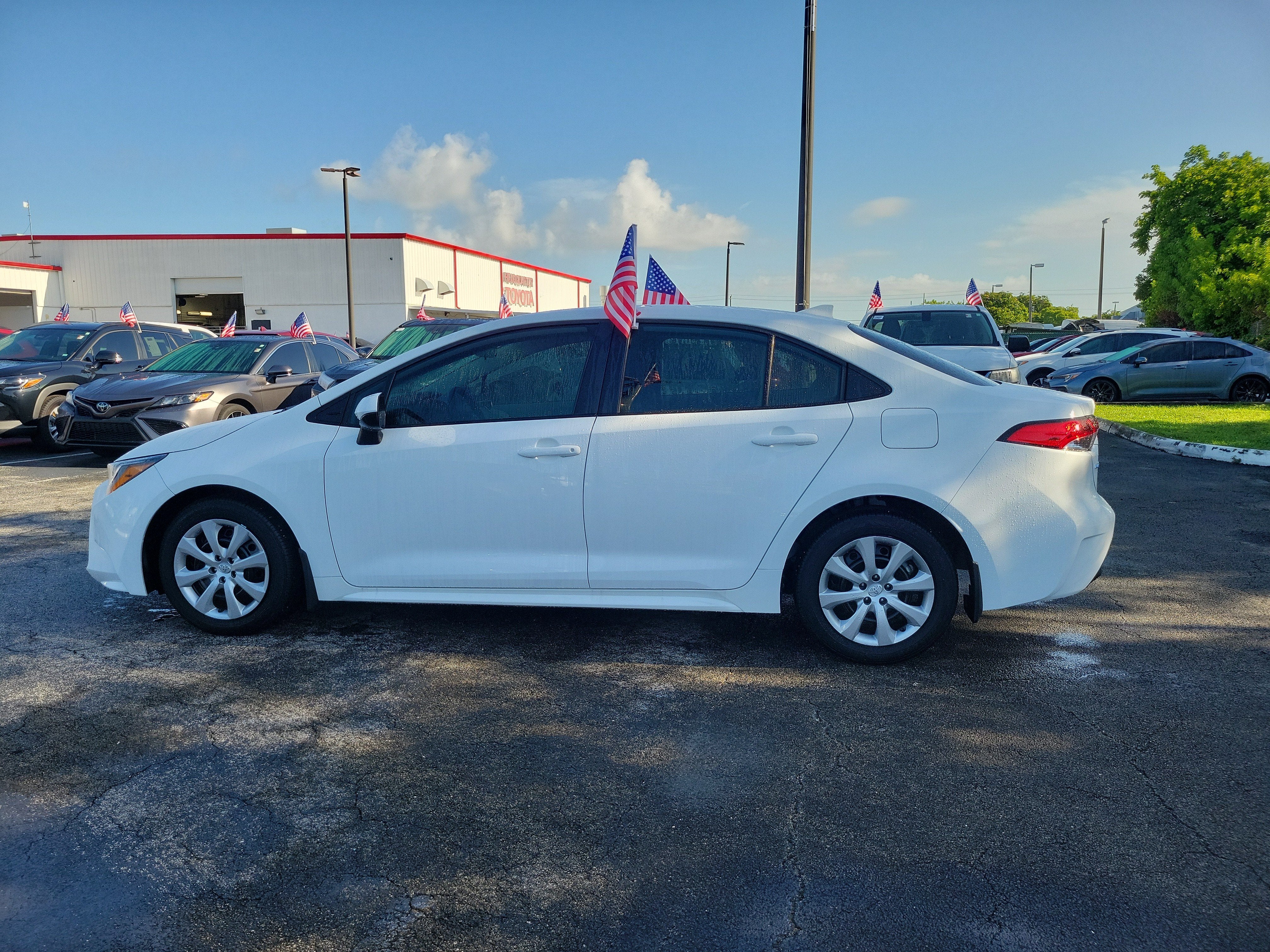 2025 Toyota Corolla LE