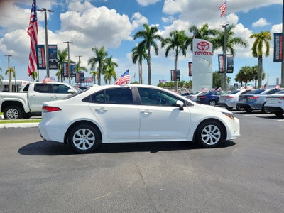 2025 Toyota Corolla LE