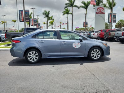 2025 Toyota Corolla LE
