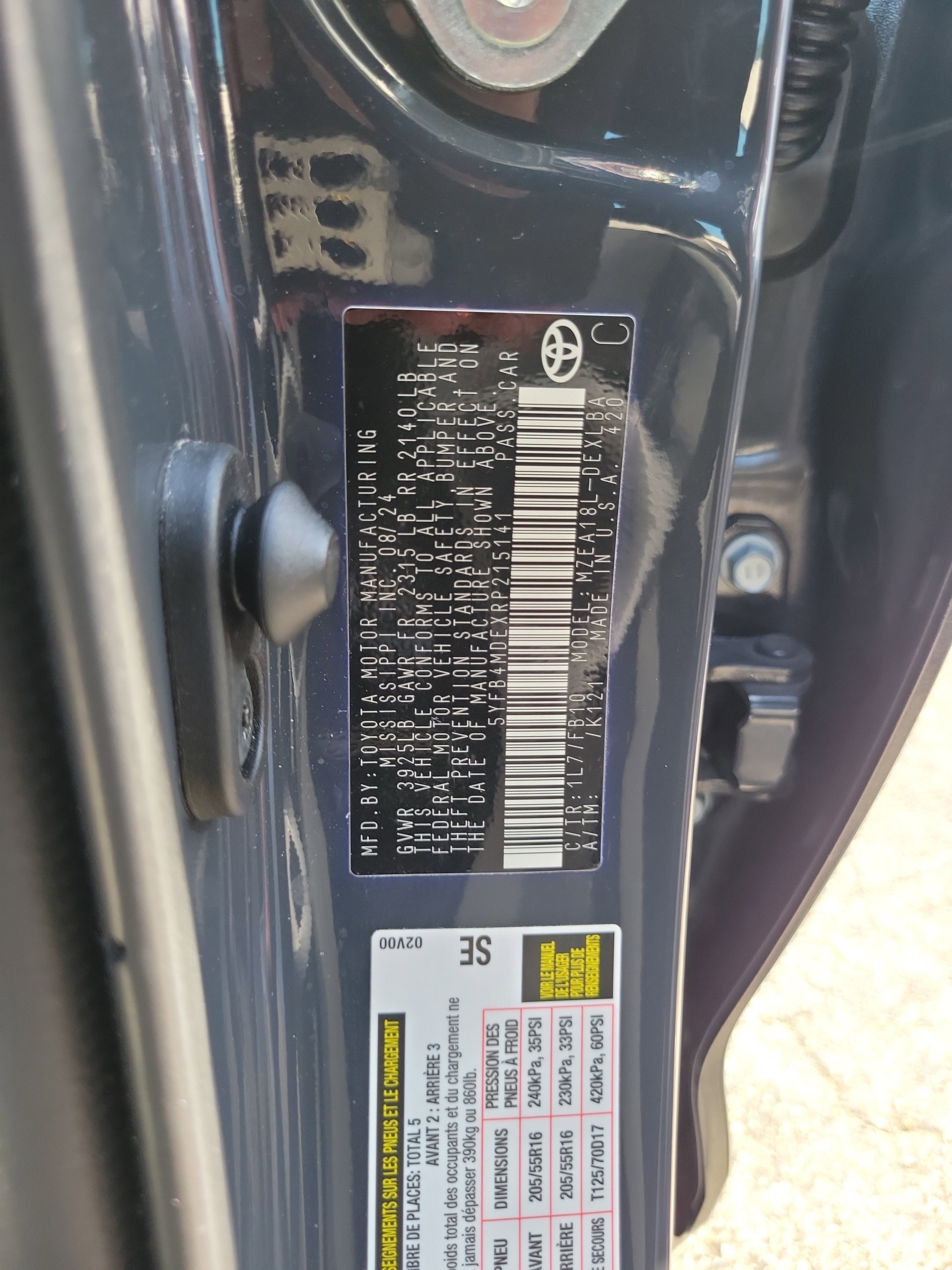 2024 Toyota Corolla LE
