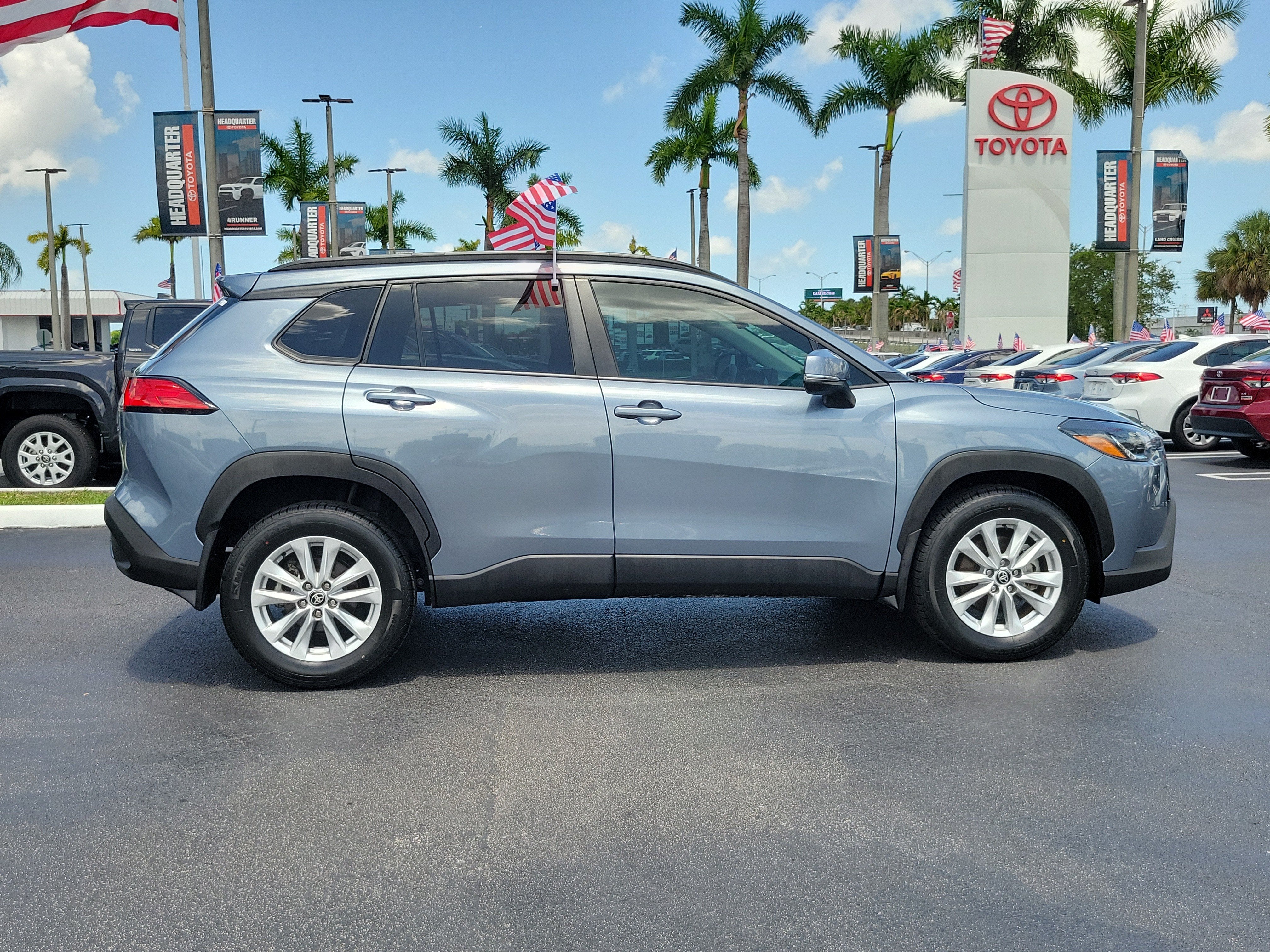 2024 Toyota Corolla Cross LE