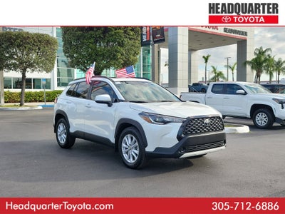 2024 Toyota Corolla Cross LE