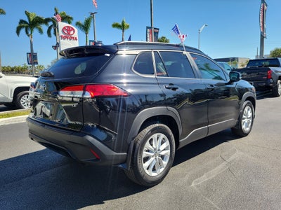 2024 Toyota Corolla Cross LE