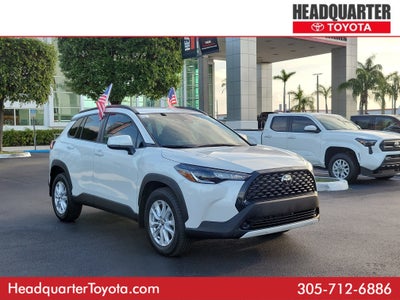 2024 Toyota Corolla Cross LE