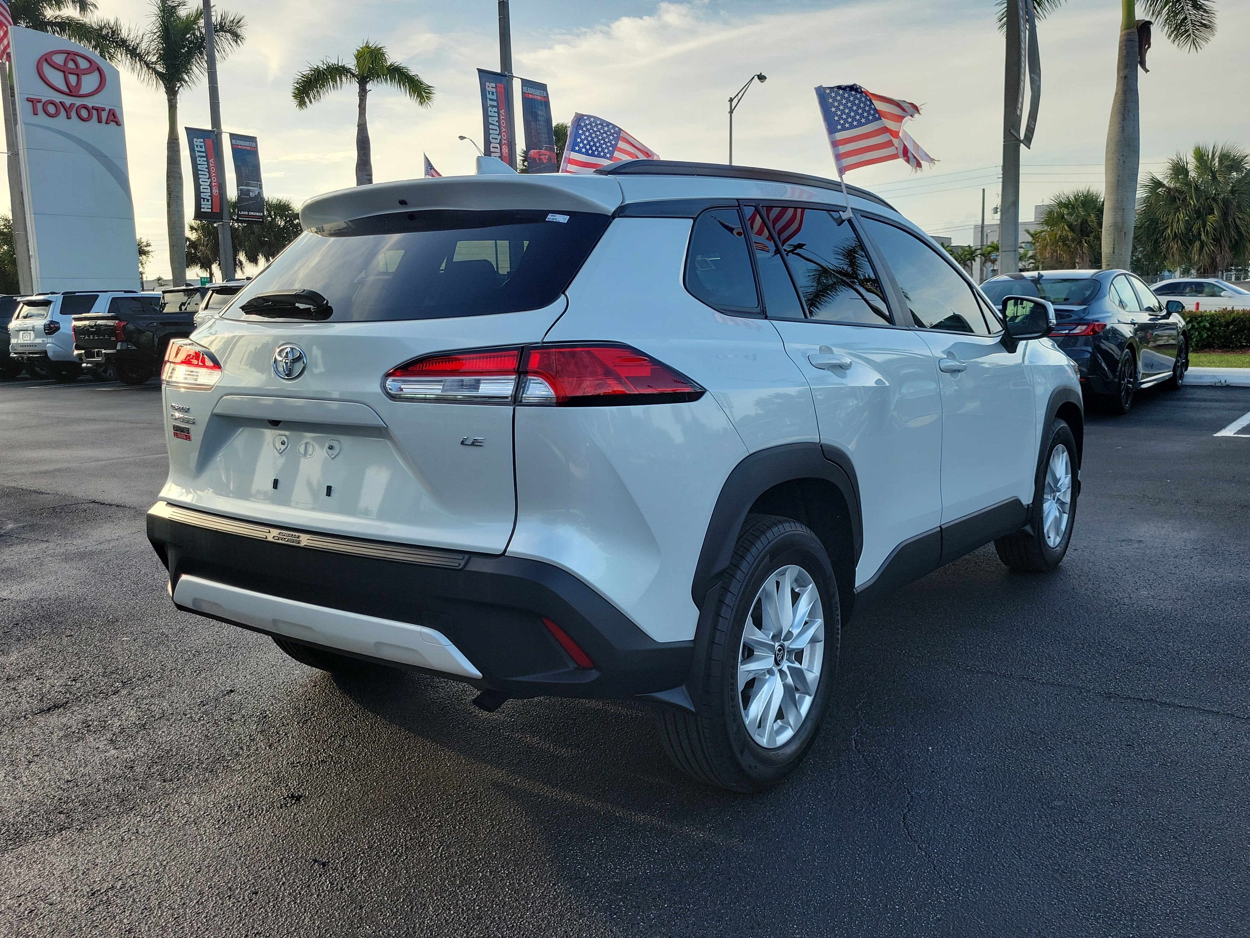 2024 Toyota Corolla Cross LE