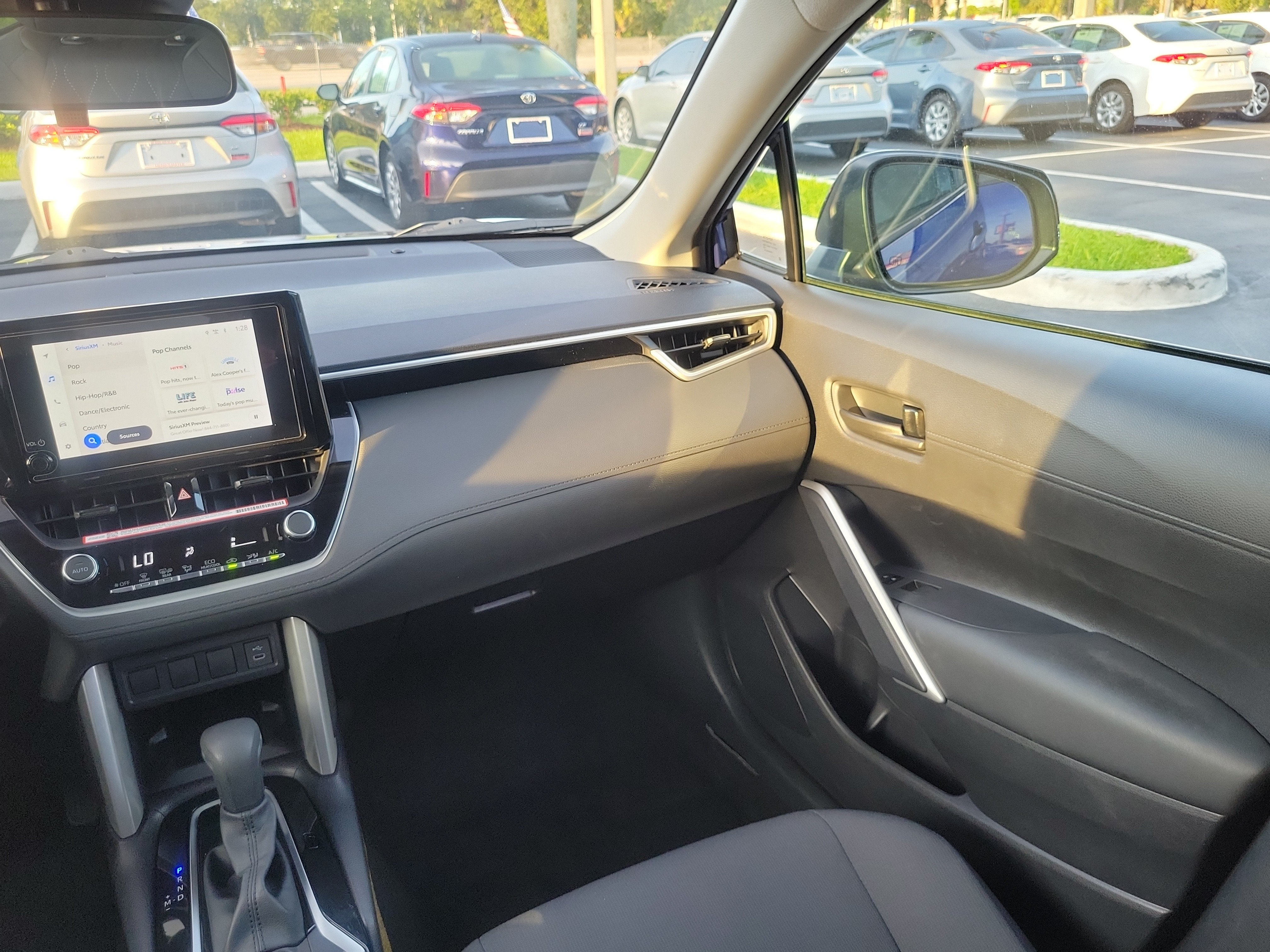 2025 Toyota Corolla Cross LE