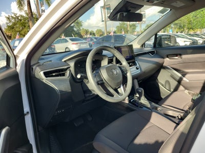 2024 Toyota Corolla Cross LE