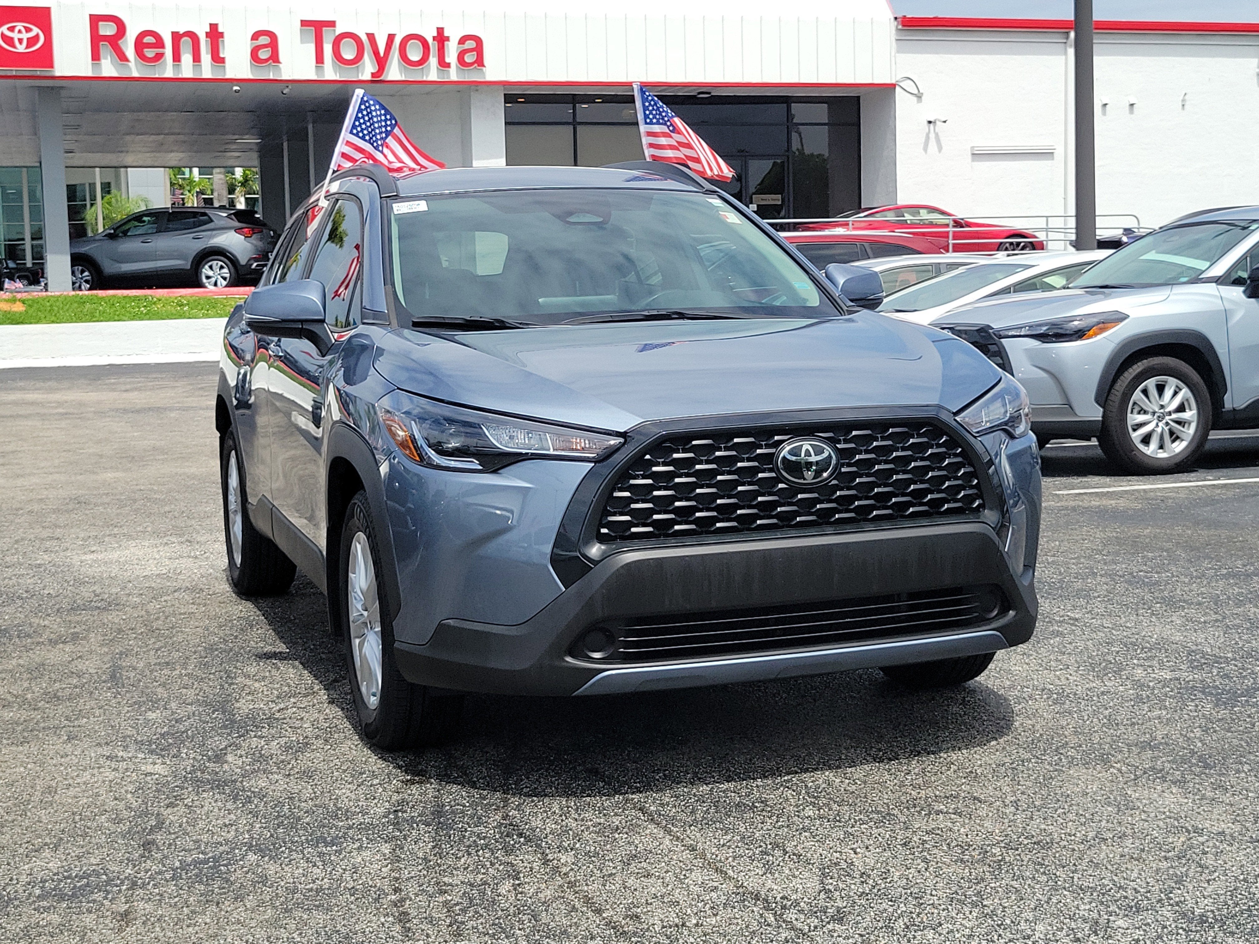 2024 Toyota Corolla Cross LE