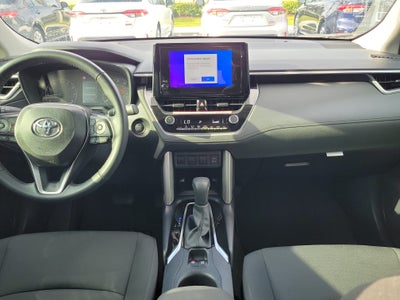 2024 Toyota Corolla Cross LE