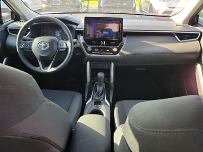 2025 Toyota Corolla Cross LE