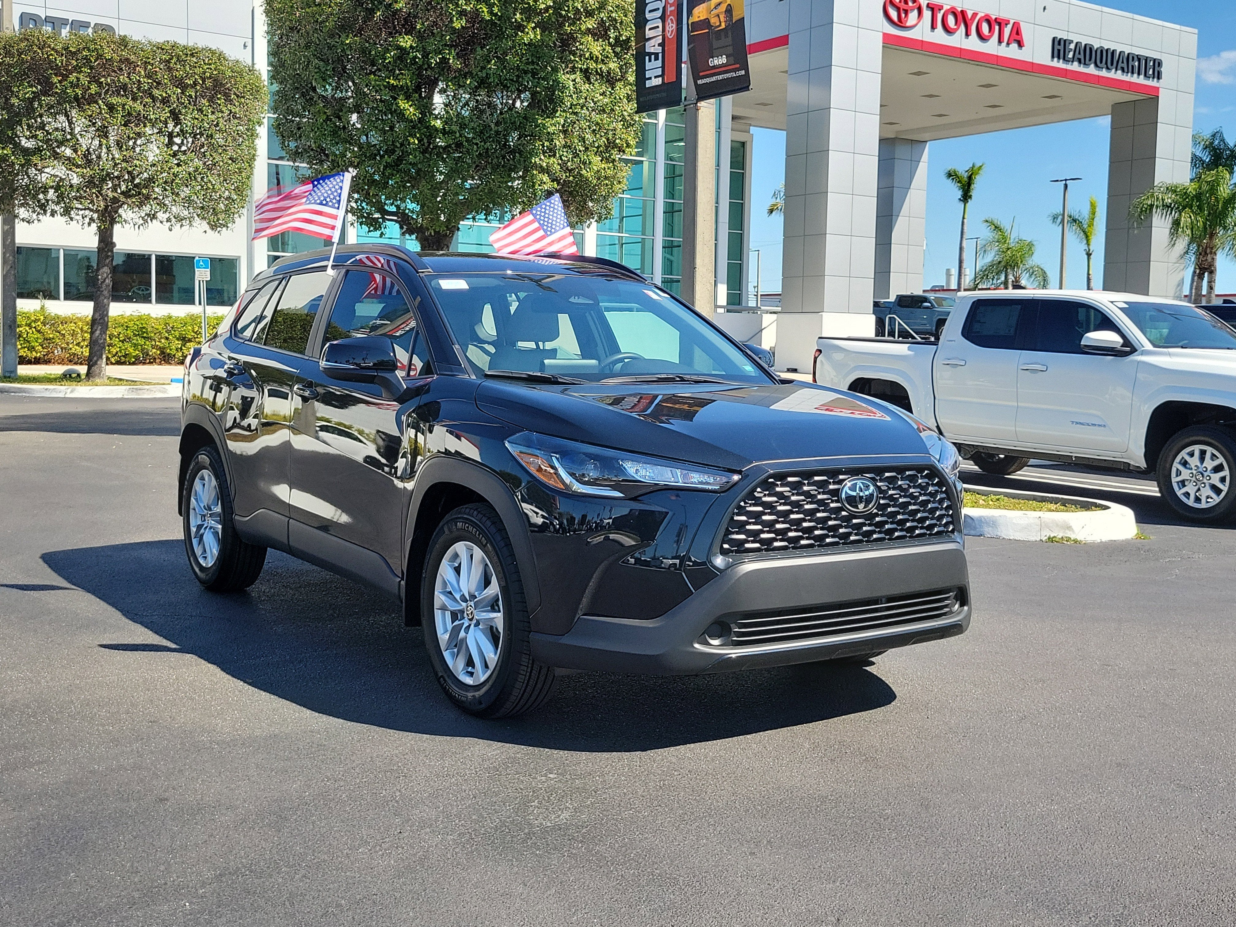 2025 Toyota Corolla Cross LE