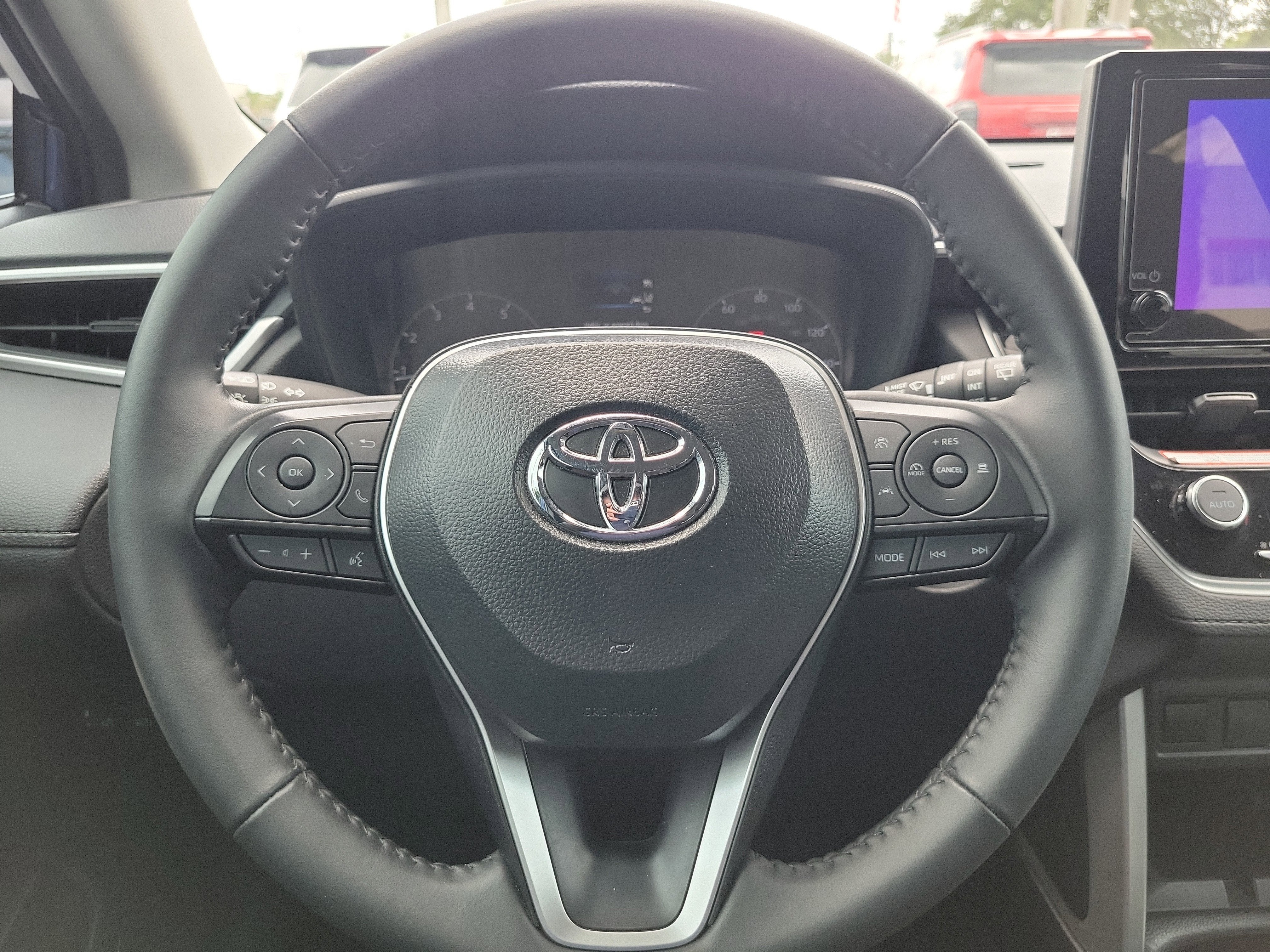 2025 Toyota Corolla Cross LE