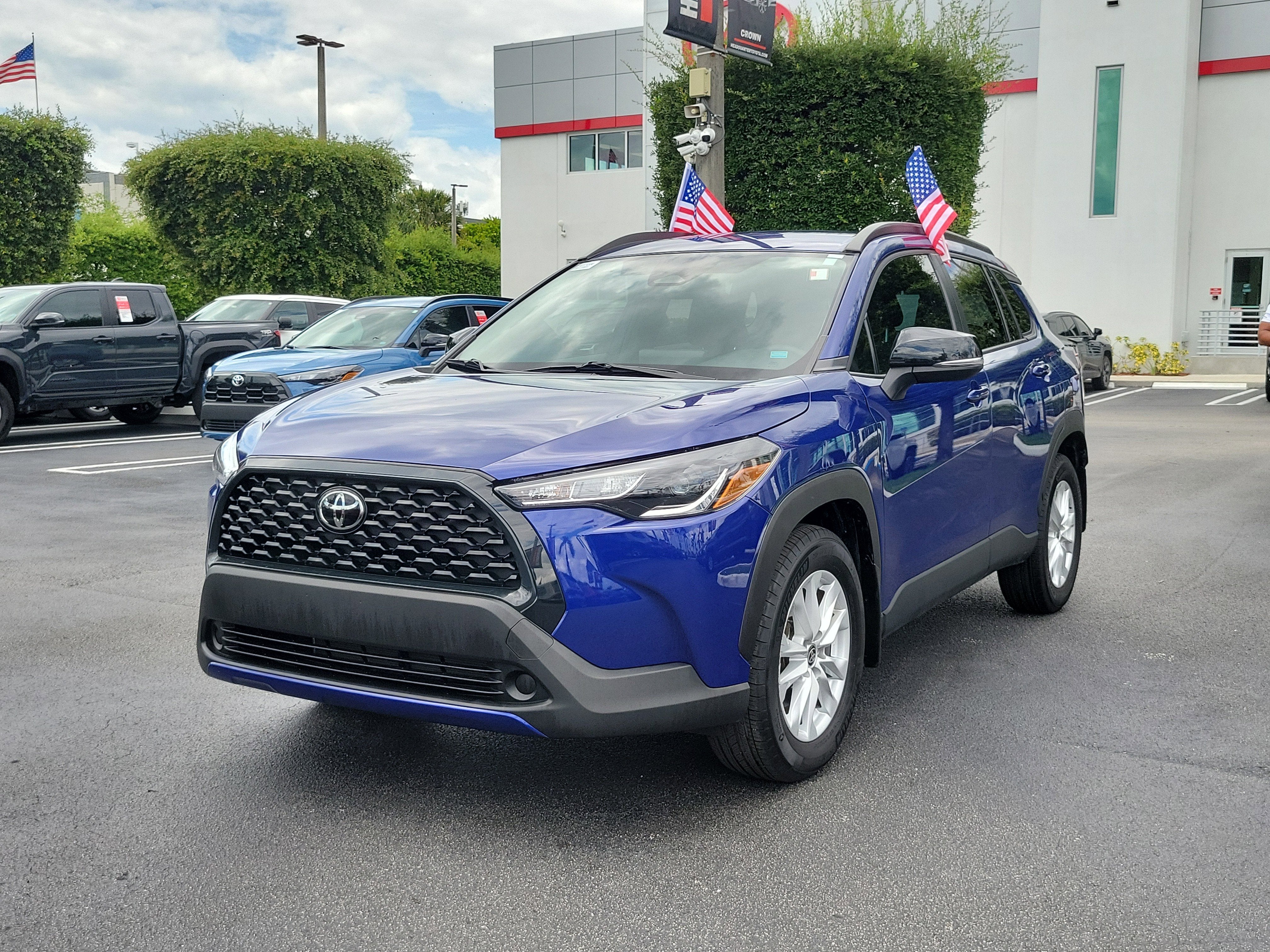 2025 Toyota Corolla Cross LE